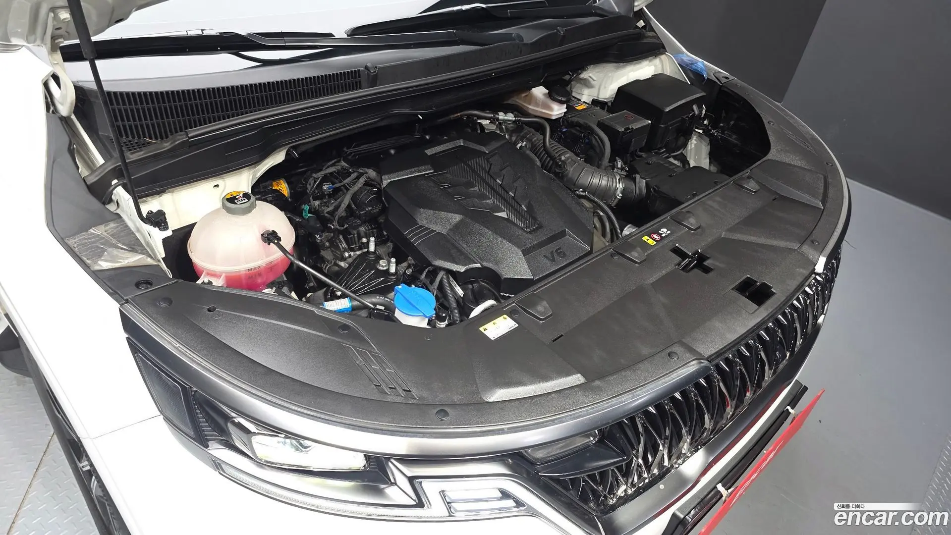 Kia Canival Gasoline 9-Seater Signature 2020