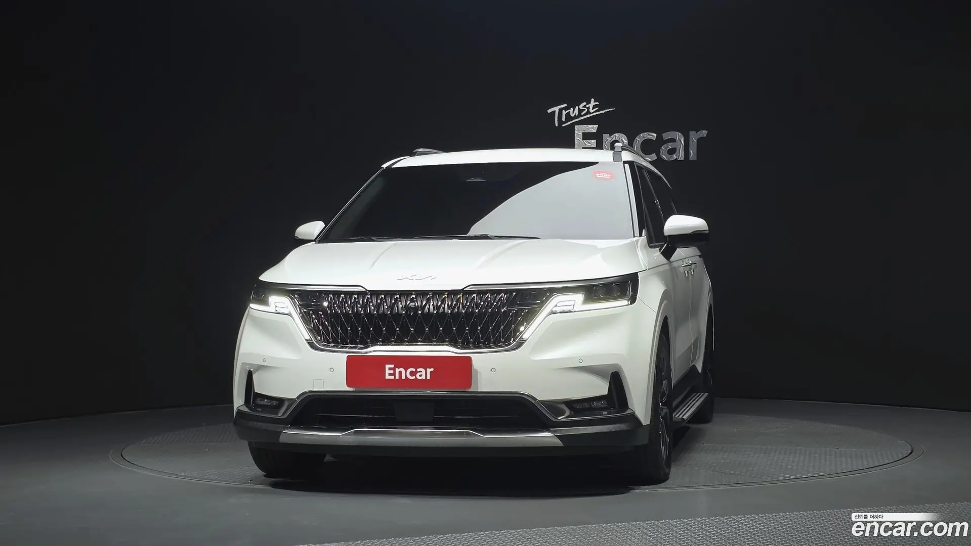 Kia Canival Gasoline 9-Seater Signature 2020