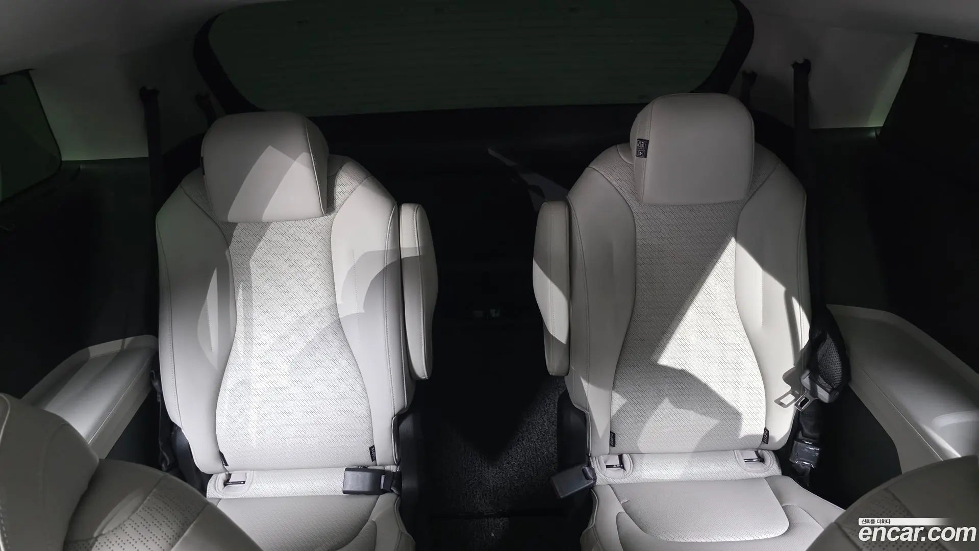 Kia Canival Gasoline 9-Seater Signature 2020