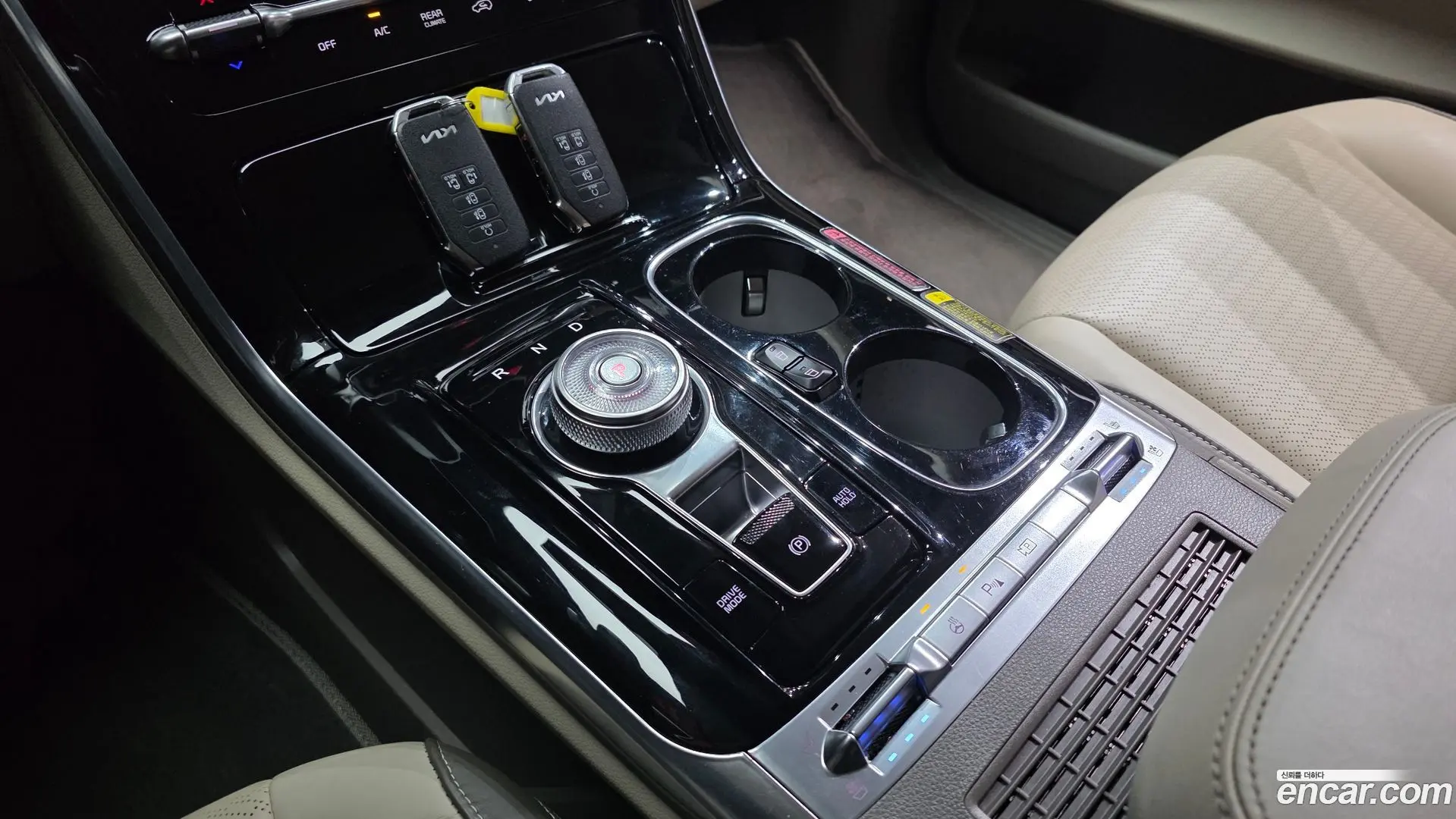 Kia Canival Gasoline 9-Seater Hi-Limousine 2020