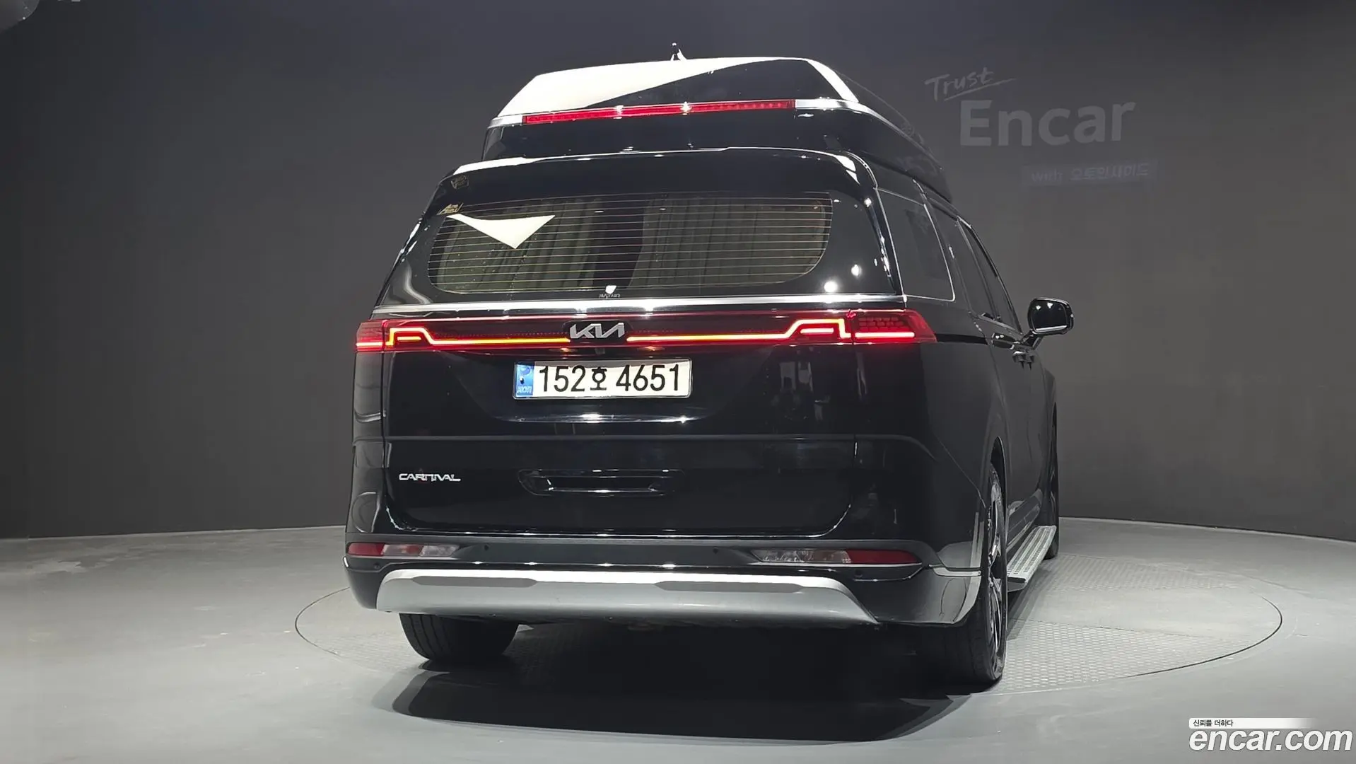 Kia Canival Gasoline 9-Seater Hi-Limousine 2020