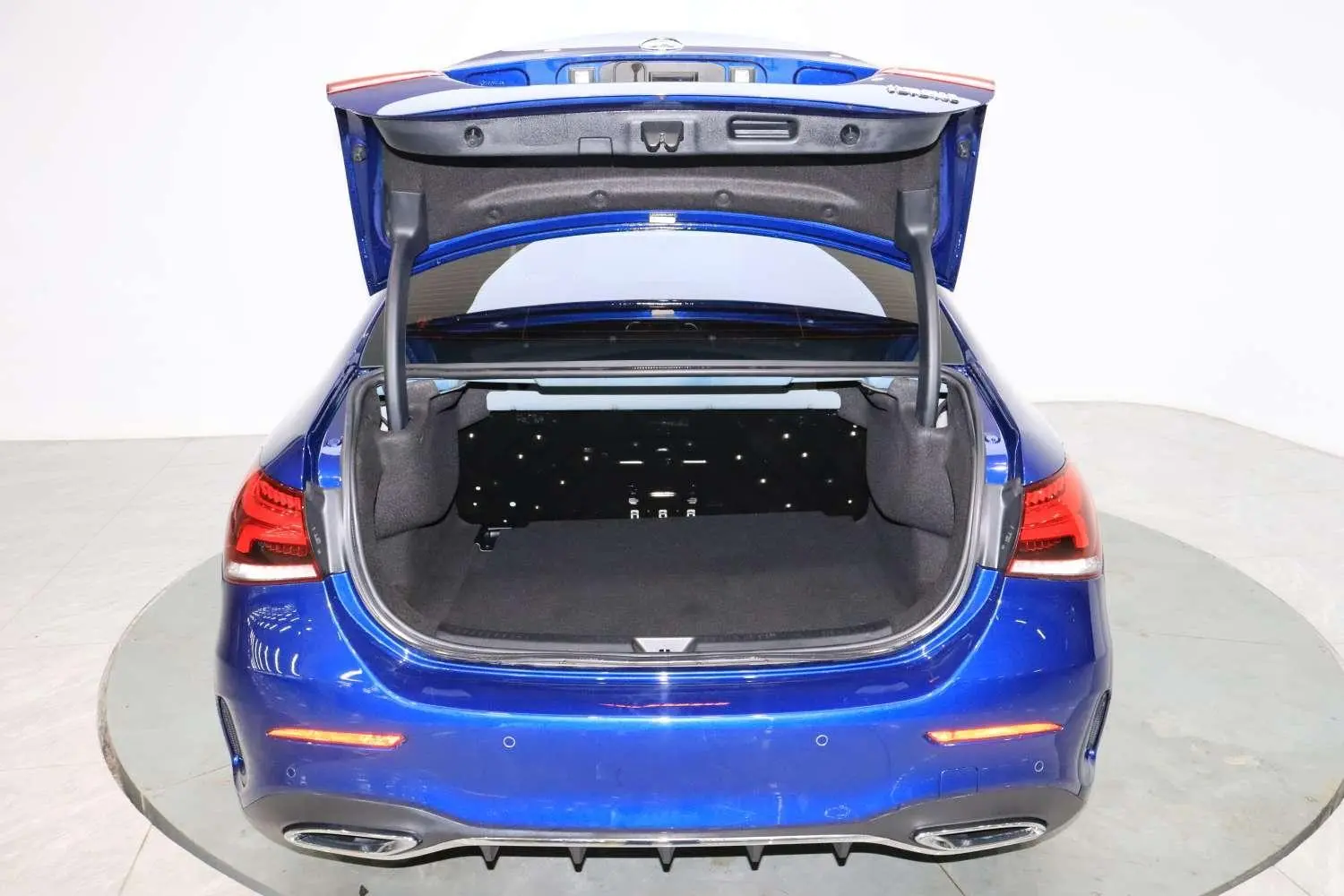 Mercedes-Benz A Class 2022 Facelift A 200 L Sport Sedan Fashion