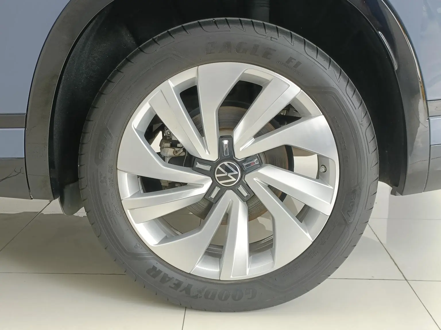 Volkswagen Tayron X 2020 330TSI 2WD Premium Smart Connected