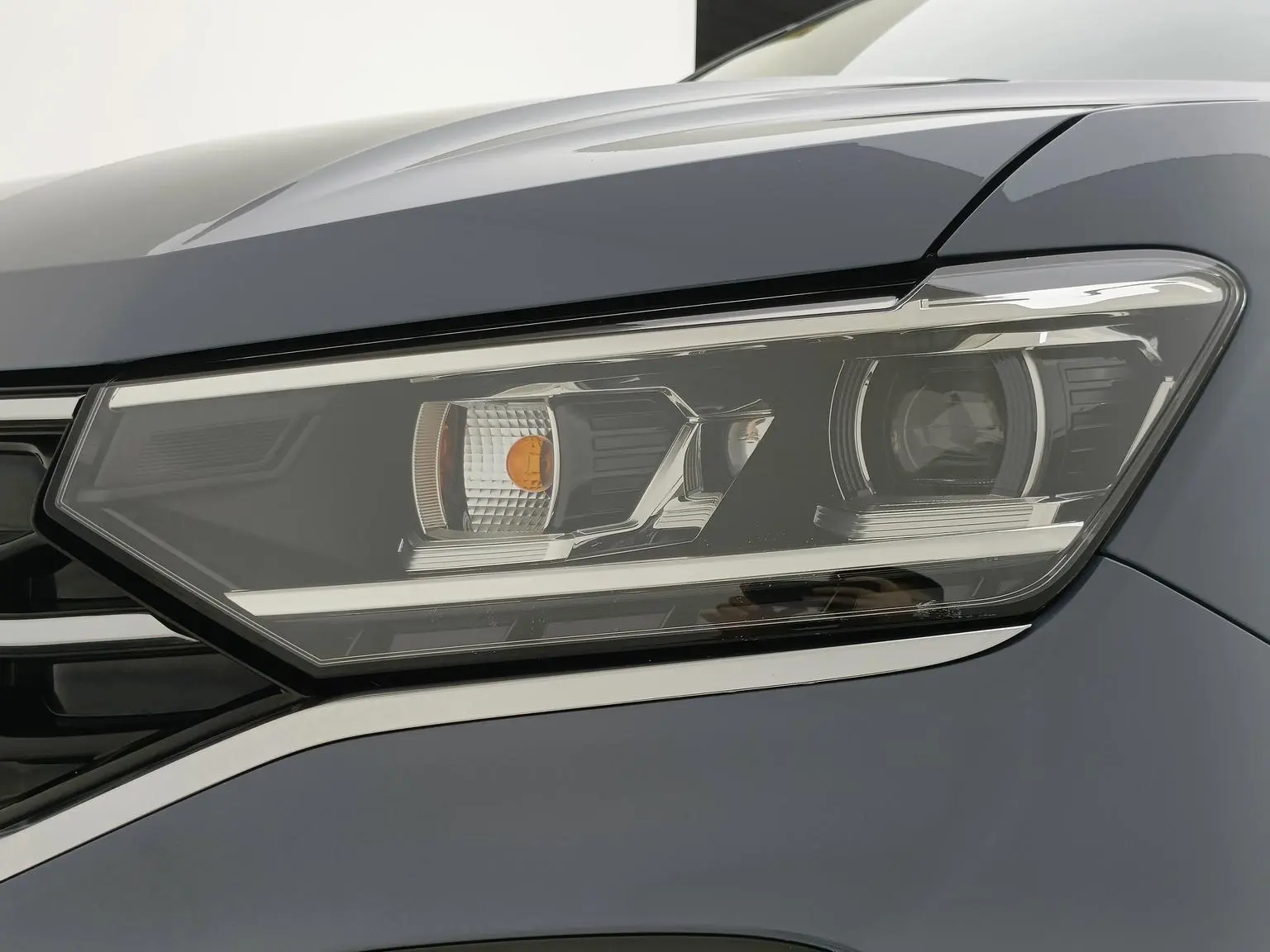 Volkswagen Tayron X 2020 330TSI 2WD Premium Smart Connected