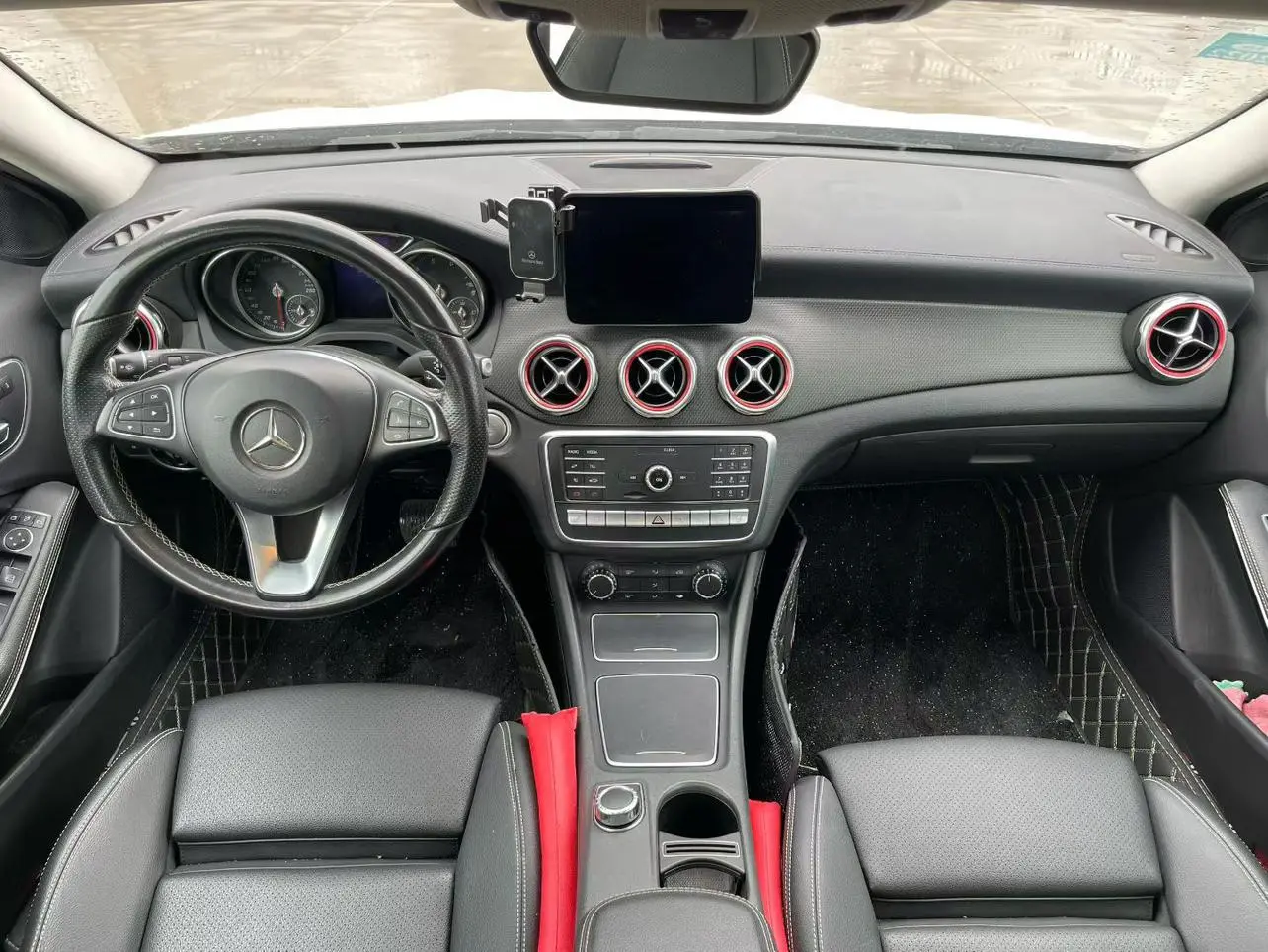 Mercedes-Benz GLA 2018 GLA 220 4MATIC Sport