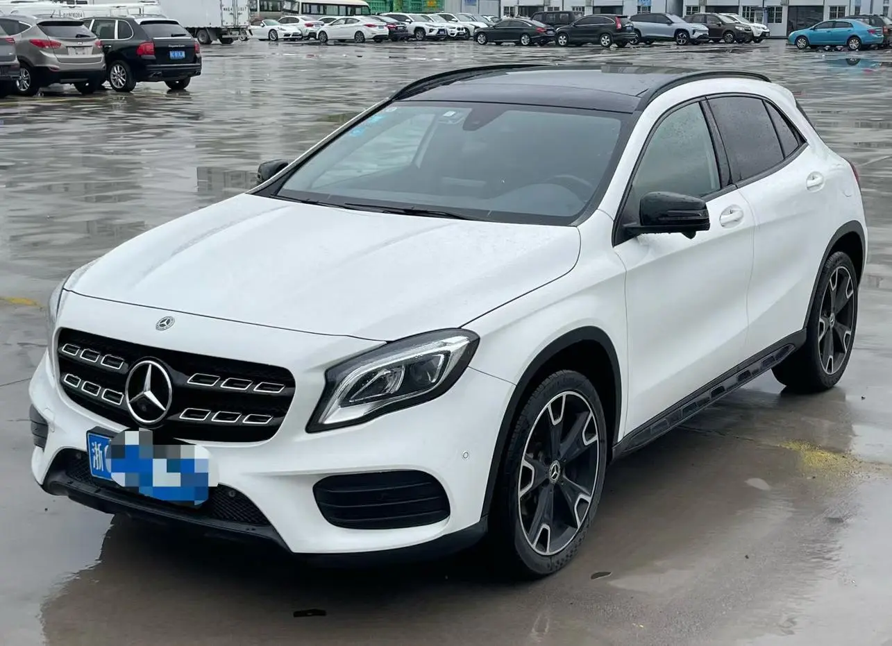 Mercedes-Benz GLA 2018 GLA 220 4MATIC Sport