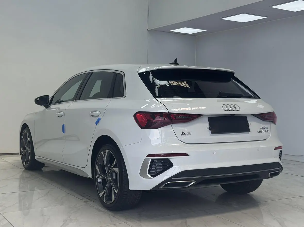 Audi A3 2021 Sportback 35 TFSI Luxury Sport