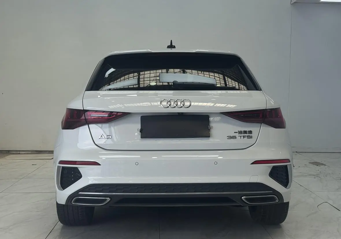 Audi A3 2021 Sportback 35 TFSI Luxury Sport