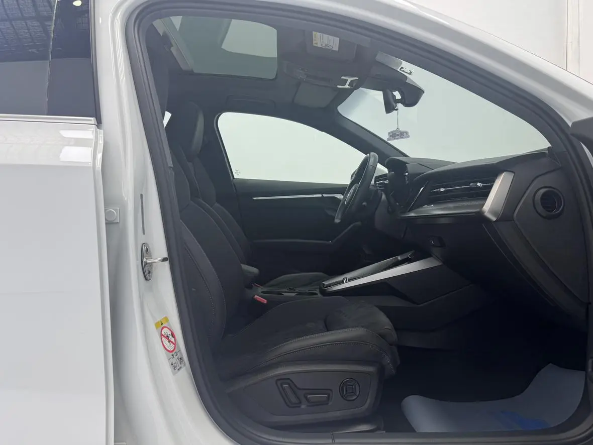 Audi A3 2021 Sportback 35 TFSI Luxury Sport