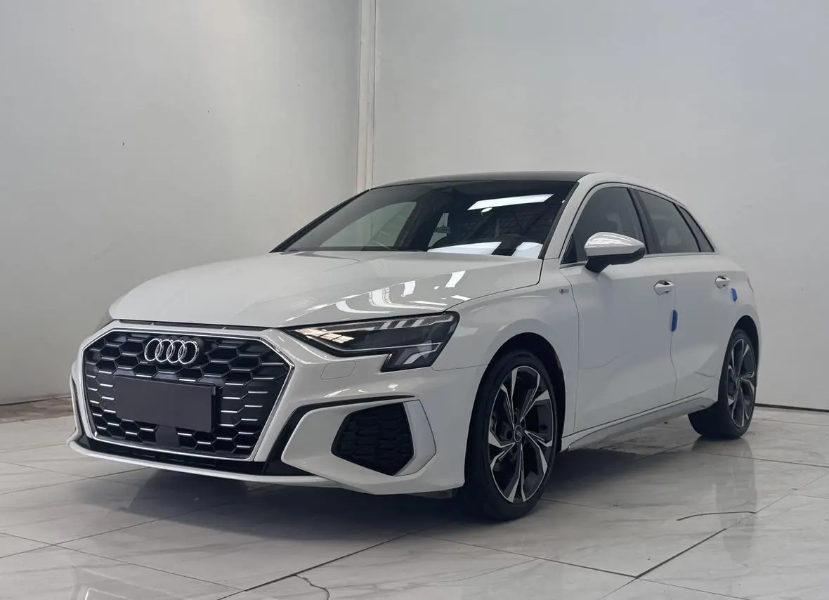 Audi A3 2021 Sportback 35 TFSI Luxury Sport