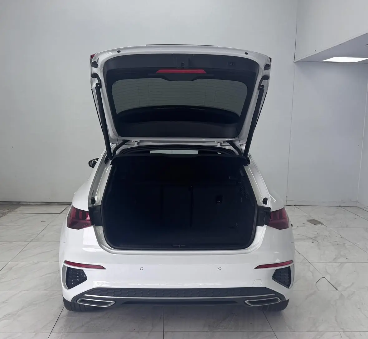 Audi A3 2021 Sportback 35 TFSI Luxury Sport