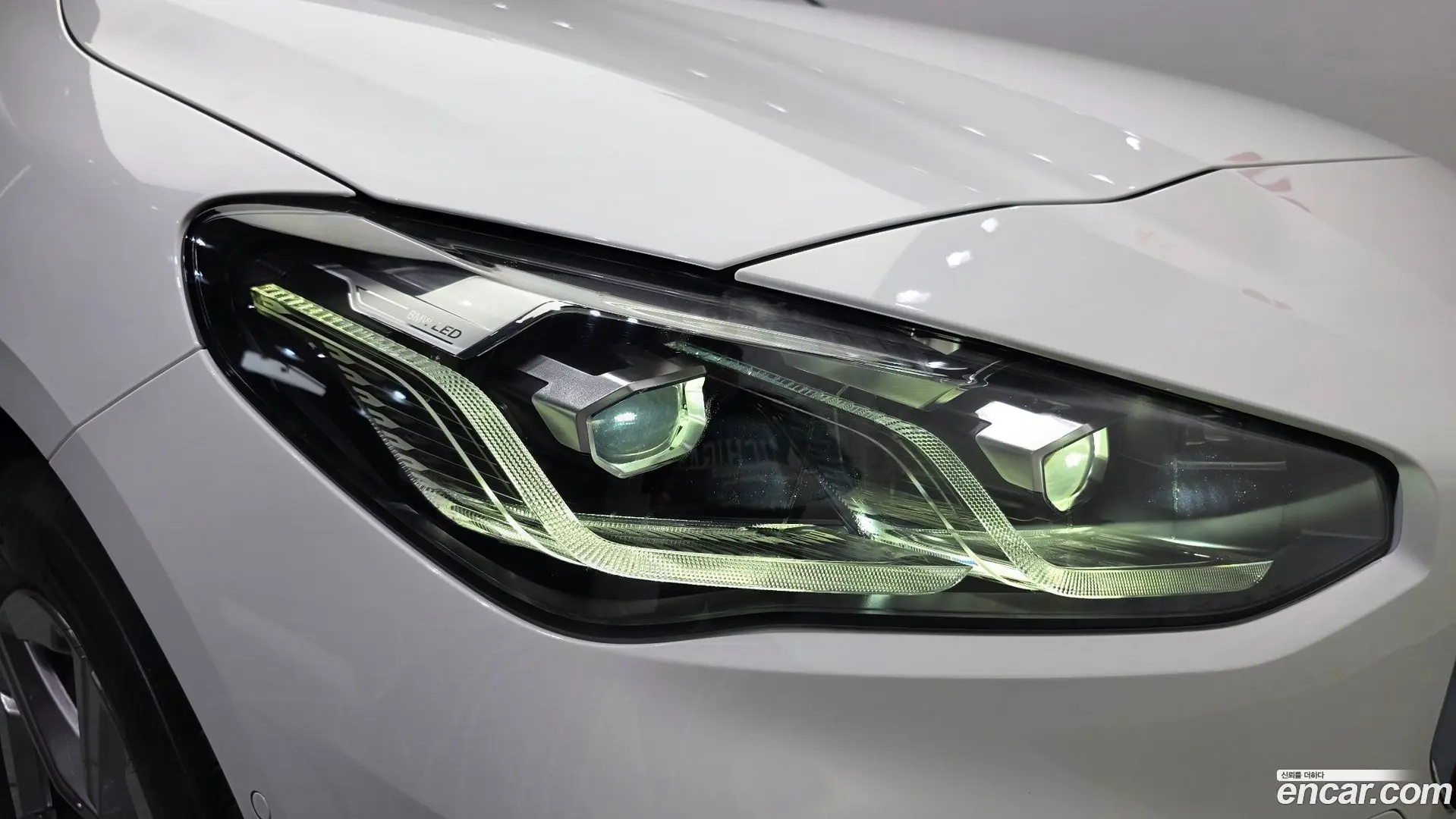BMW 2-Series 220i Advantage 2024
