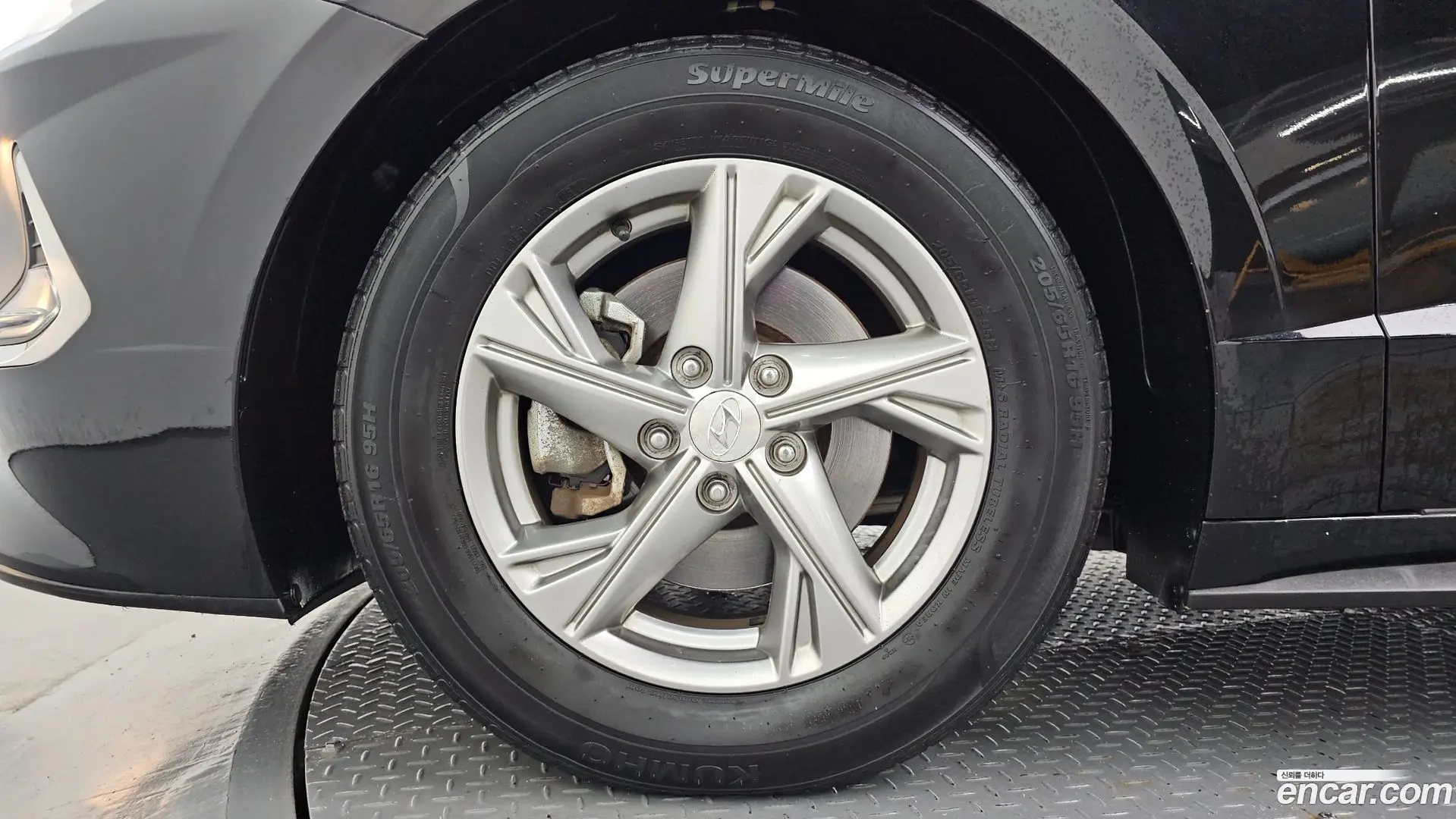 Hyundai Sonata 2.0 LPG(rental car)