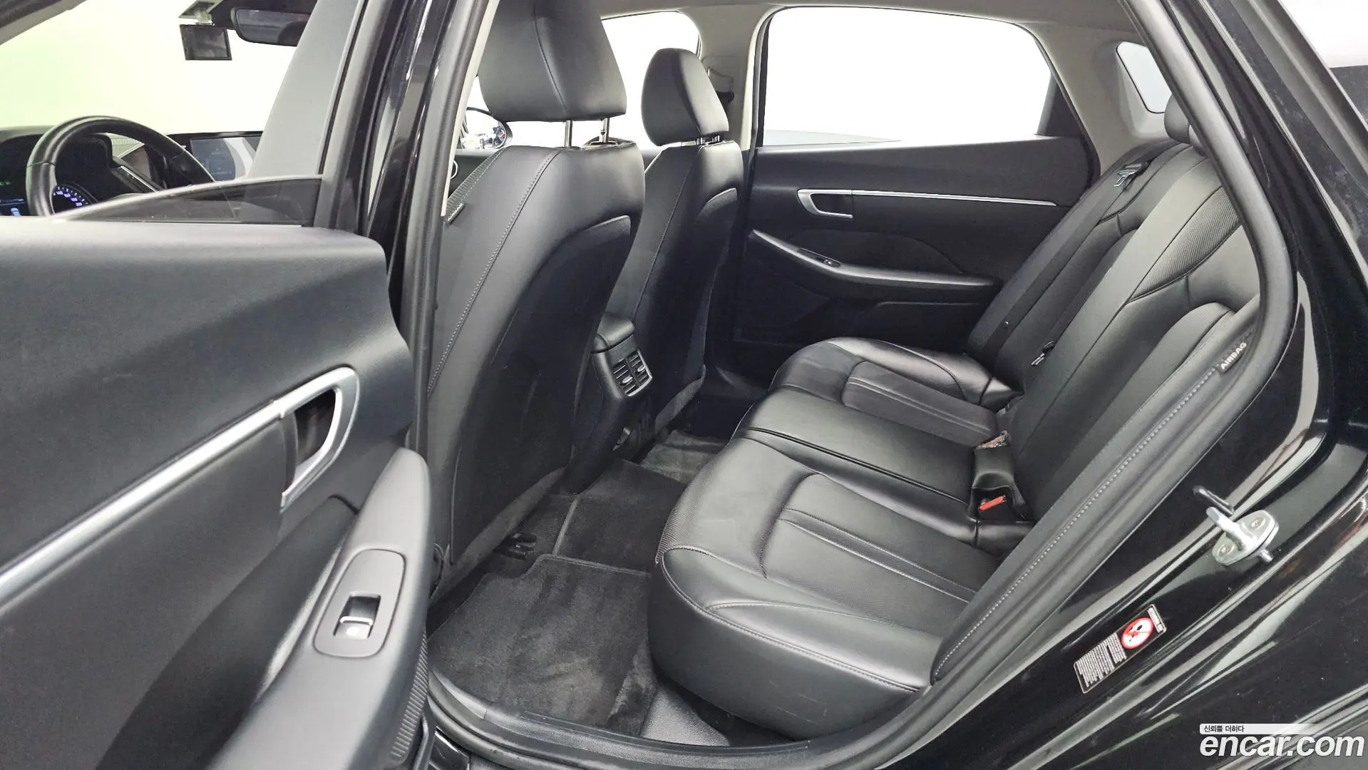 Hyundai Sonata 2.0 LPG(rental car)