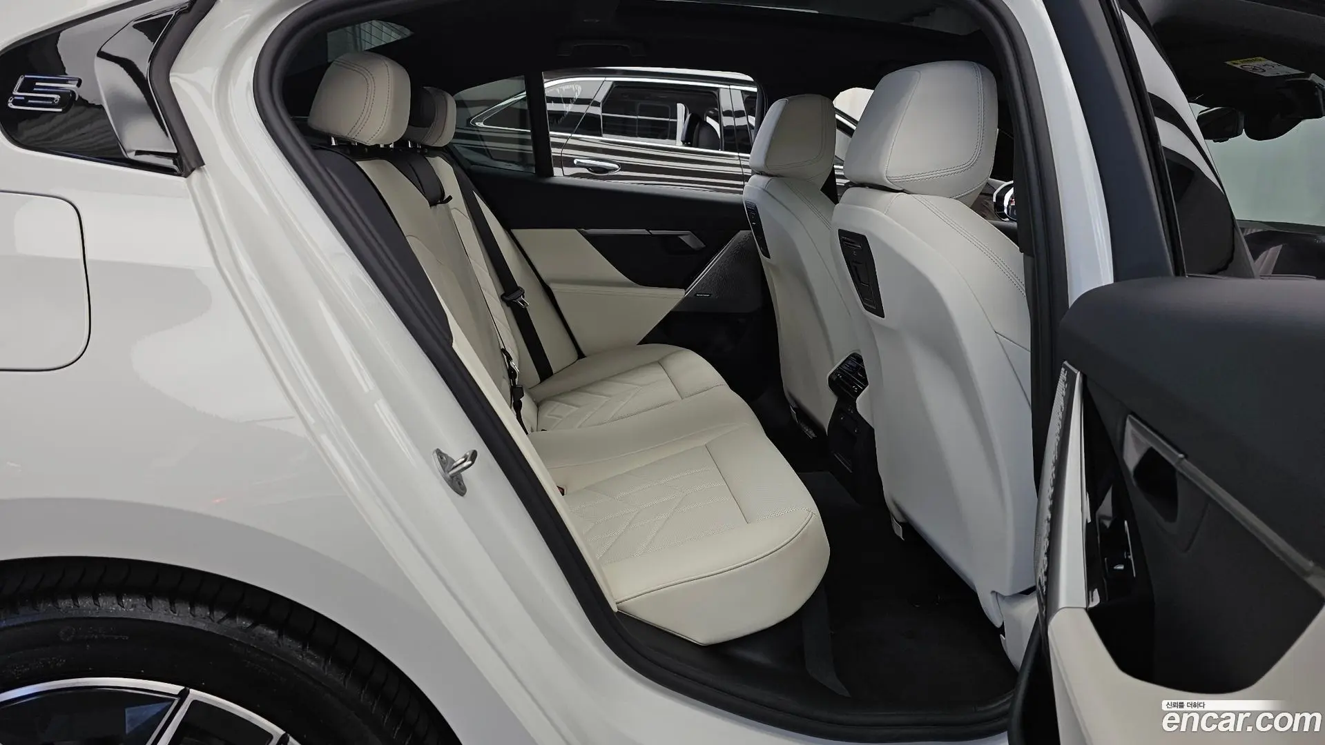 BMW 5-Series 520i M Sport 2024