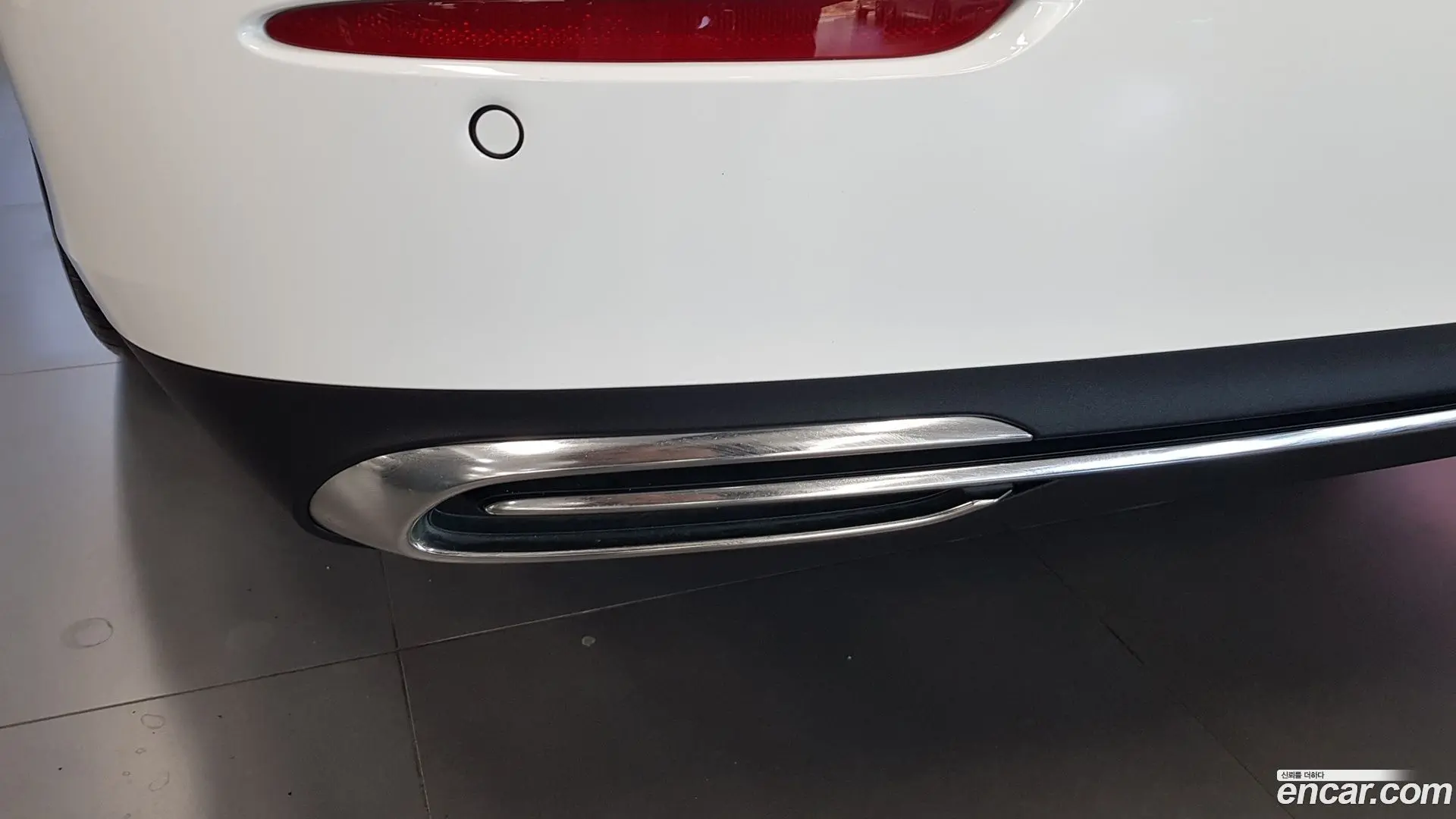 Mercedes-Benz E-Class E220d 4MATIC Exclusive