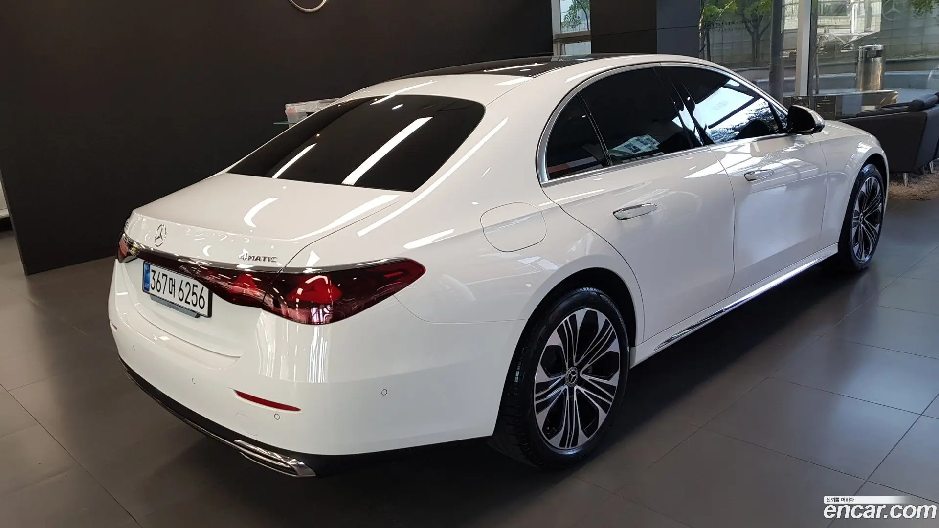 Mercedes-Benz E-Class E220d 4MATIC Exclusive
