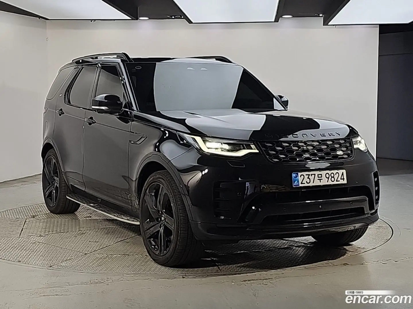 Land Rover Discovery P360 Dynamic HSE