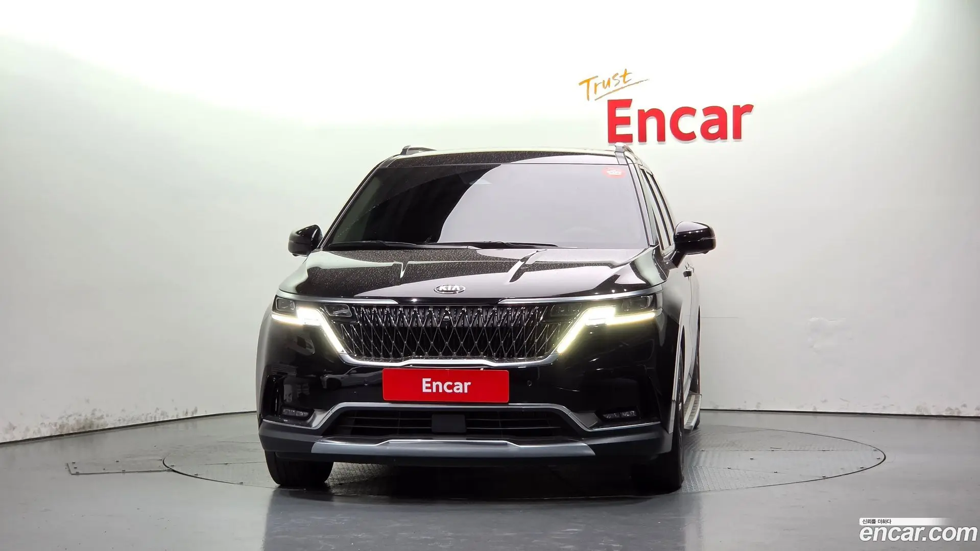 Kia Canival Diesel 7-Seater Noblesse