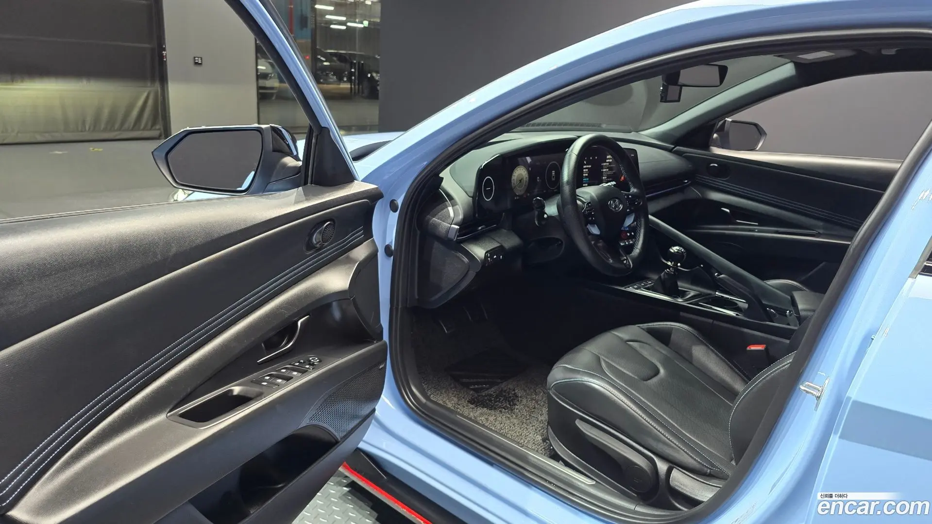 Hyundai AVANTE 2.0 N