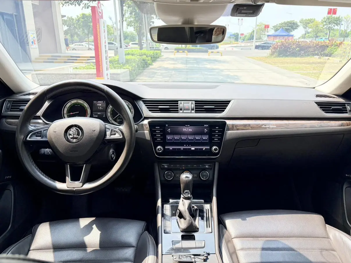 Skoda Superb 2018 TSI380 DSG Flagship China V