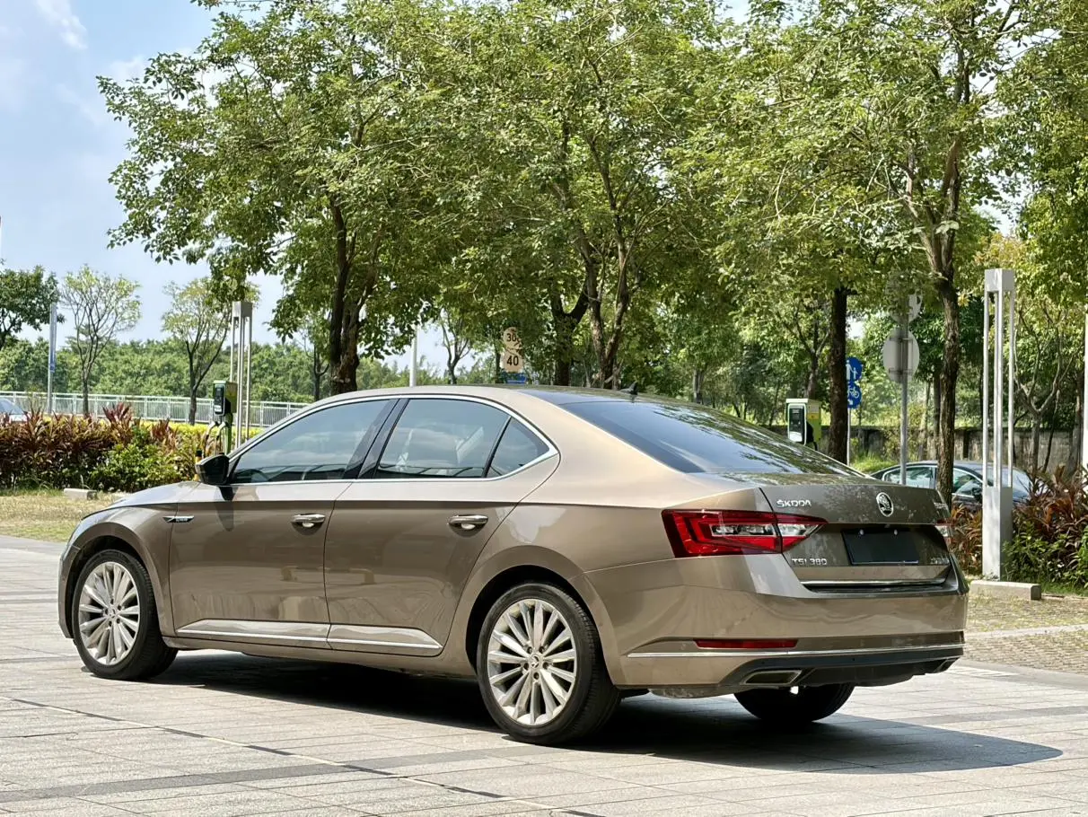 Skoda Superb 2018 TSI380 DSG Flagship China V