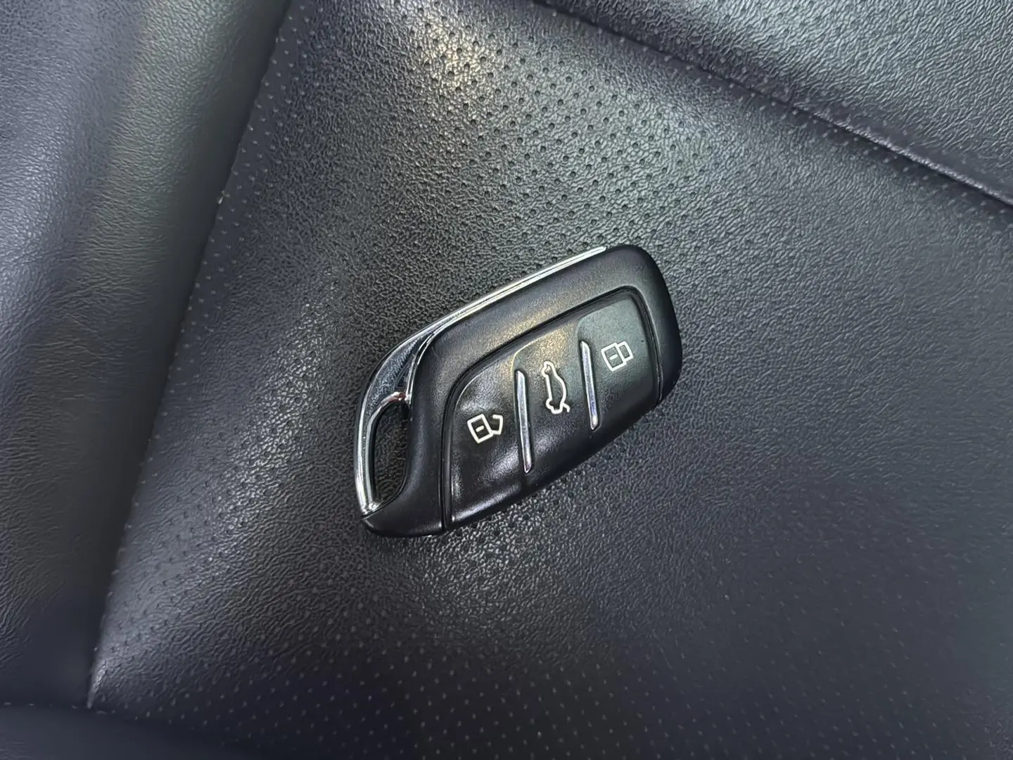 Roewe RX5 2022 330TGI Auto Guochao