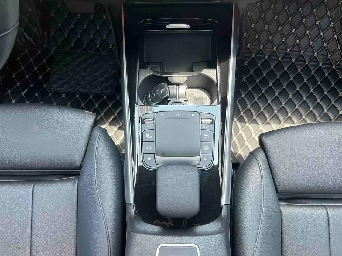 Mercedes-Benz GLB 2021 GLB 200 Dynamic