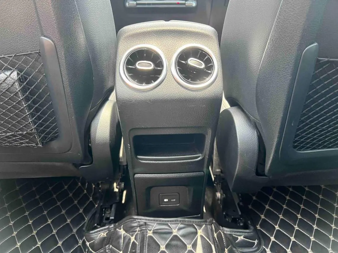 Mercedes-Benz GLB 2021 GLB 200 Dynamic