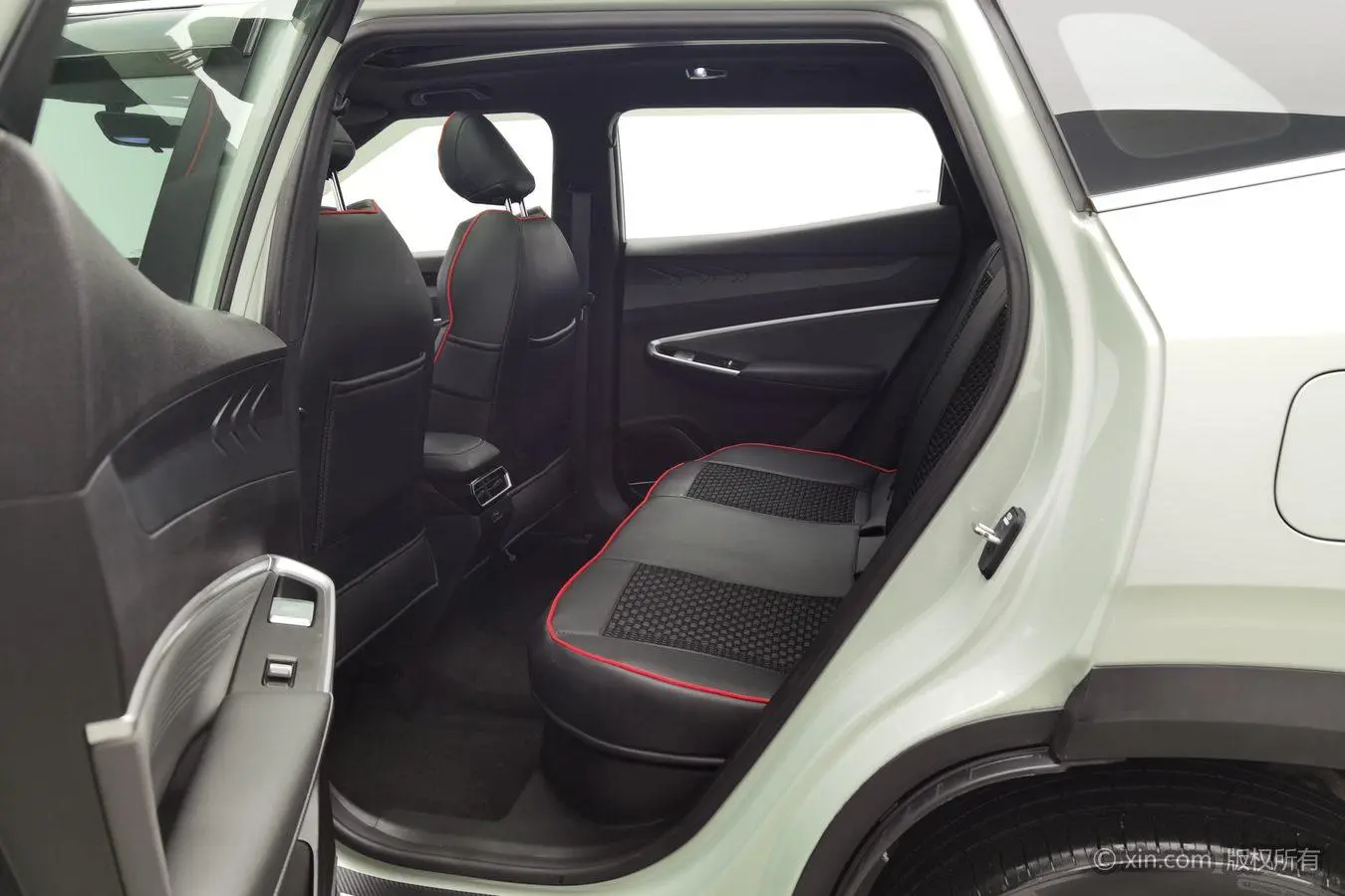 Geely Boyue 2023 Boyue COOL 1.5T Smart Connected +