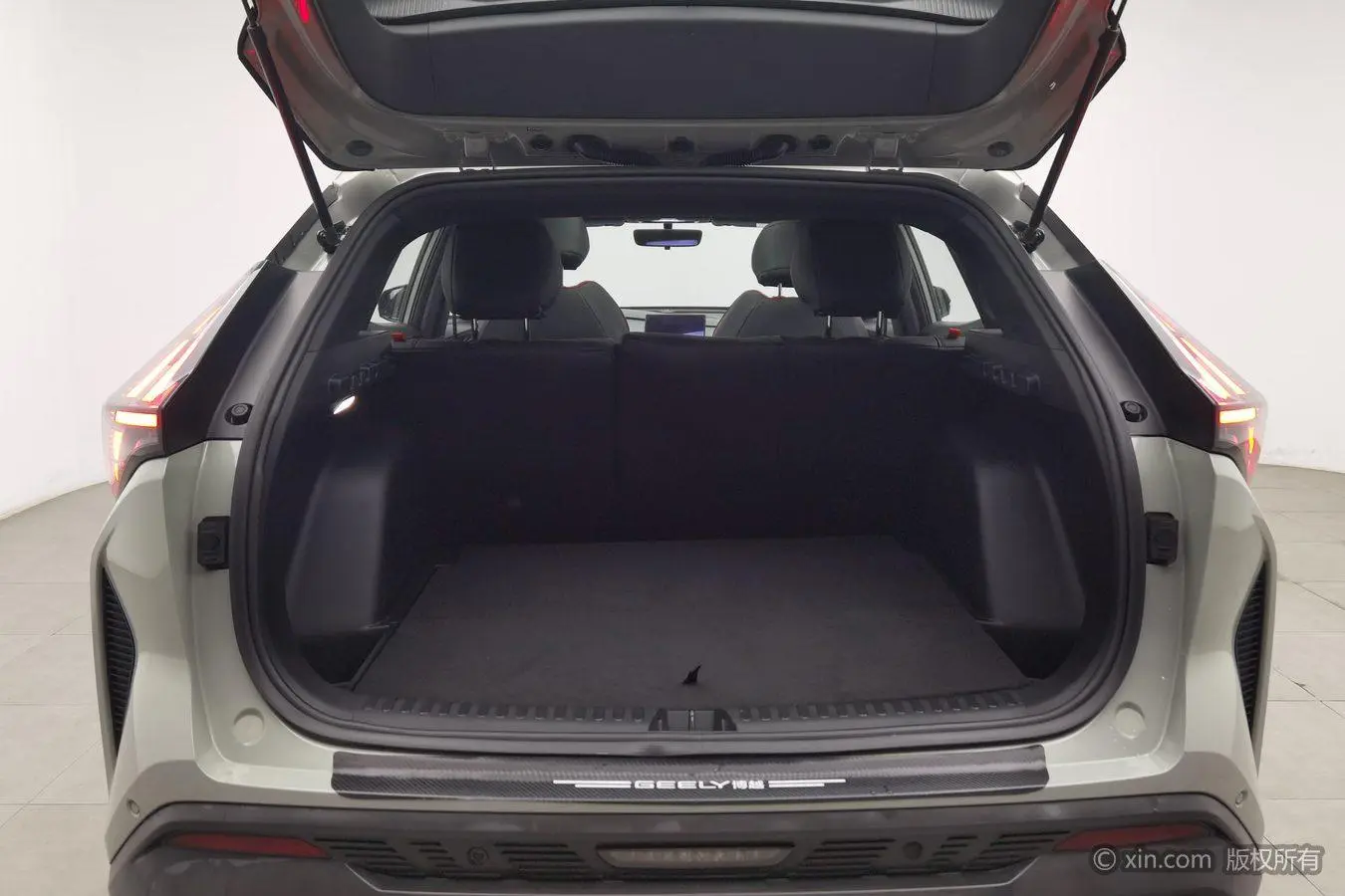 Geely Boyue 2023 Boyue COOL 1.5T Smart Connected +