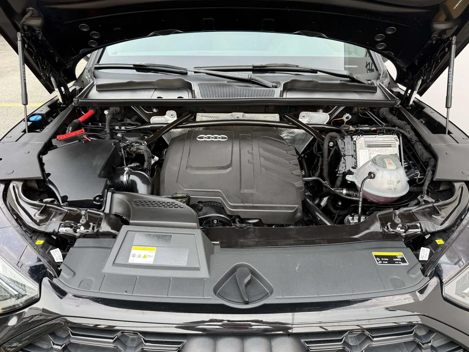 Audi Q5L 2024 40TFSI Dynamic Luxury