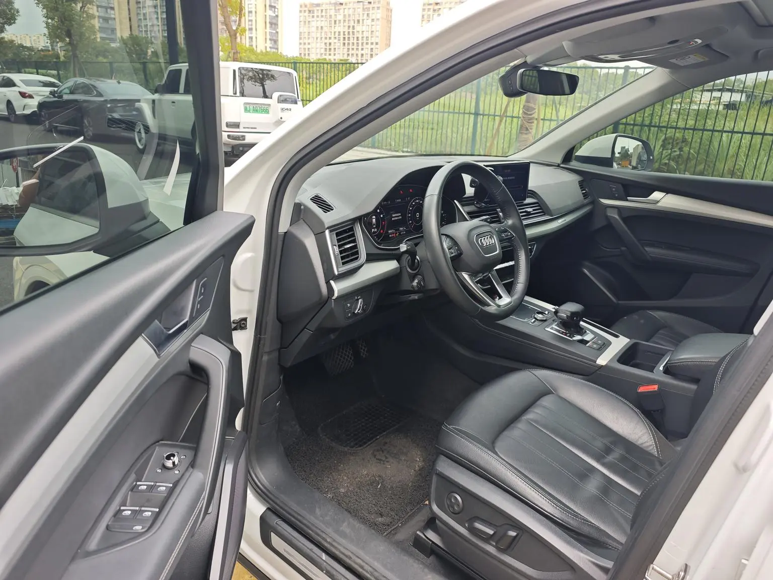Audi Q5L 2020 Facelift 40 TFSI Fashion