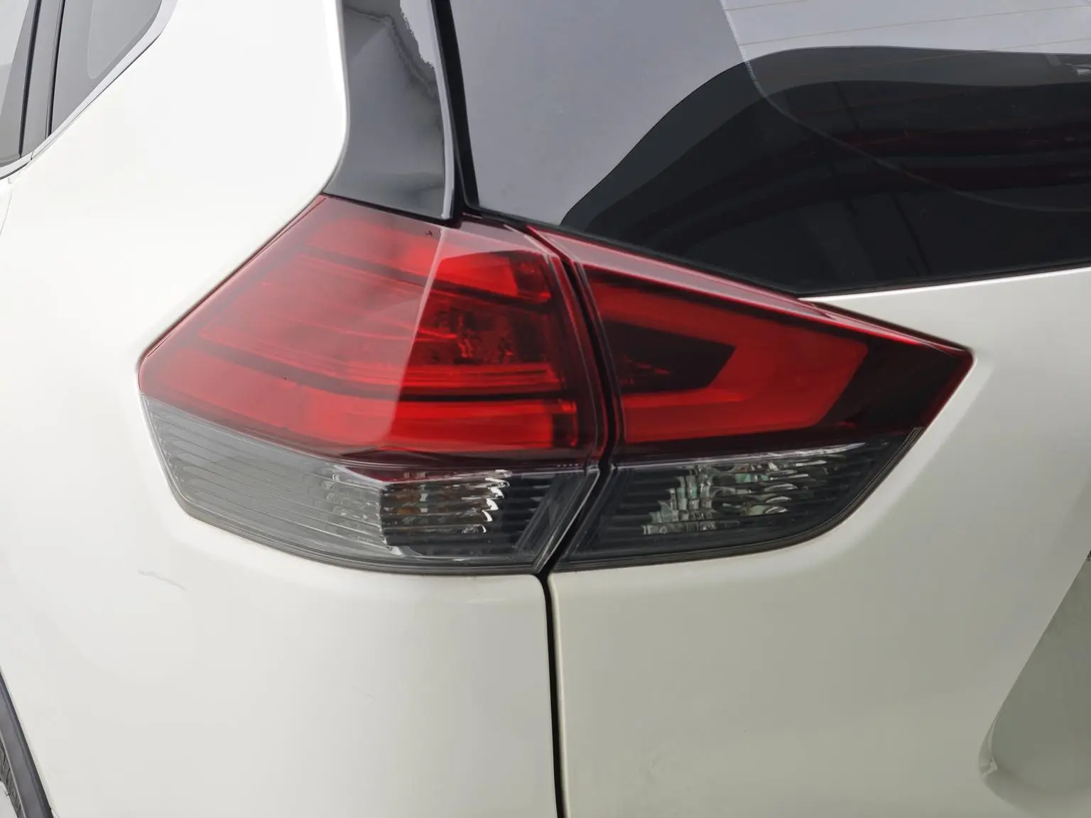Nissan X-Trail 2020 2.0L CVT Smart Connected Comfort 2WD