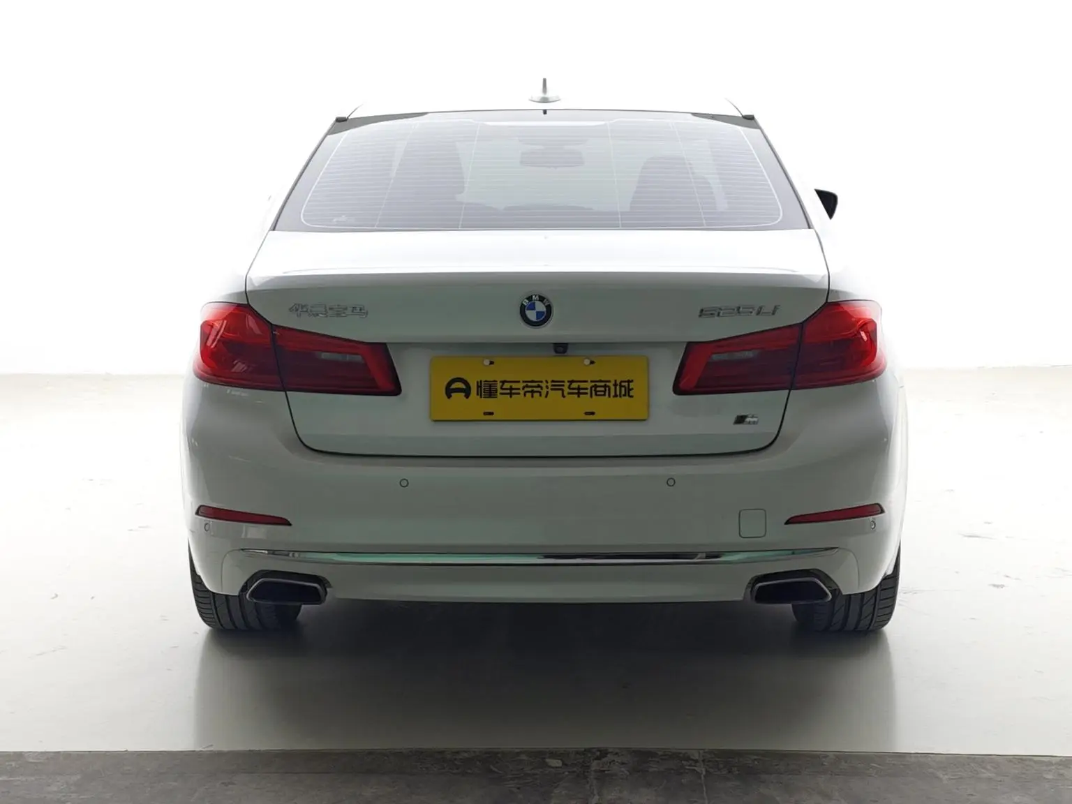 BMW 5 Series 2018 525Li Luxury Package