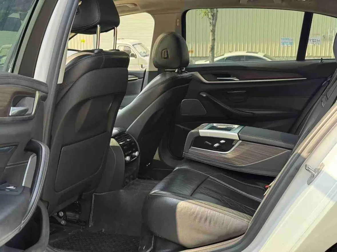 BMW 5 Series 2018 530Li Premium Plus Luxury Package