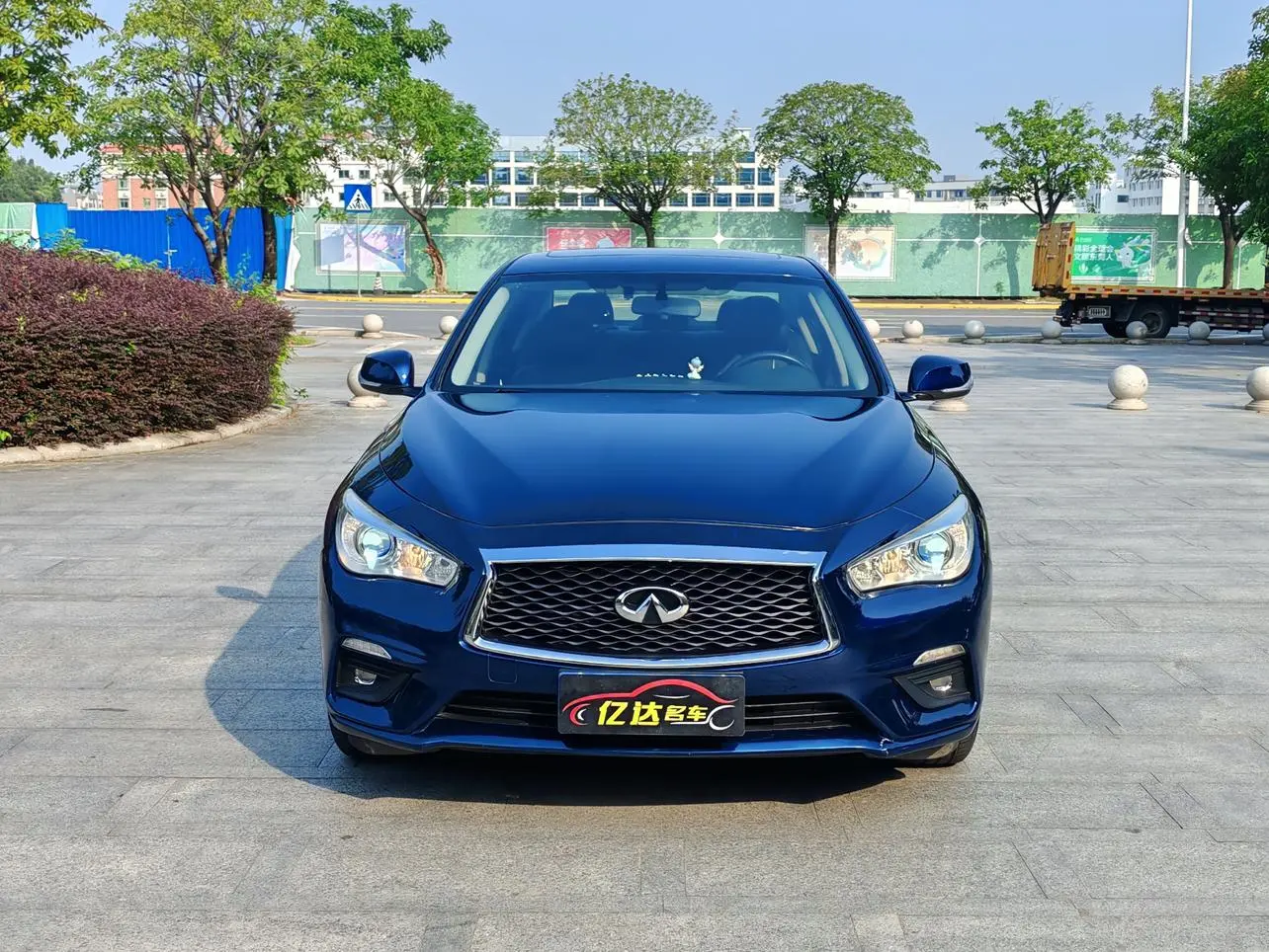 Infiniti Q50L 2018 2.0T Comfort China VI