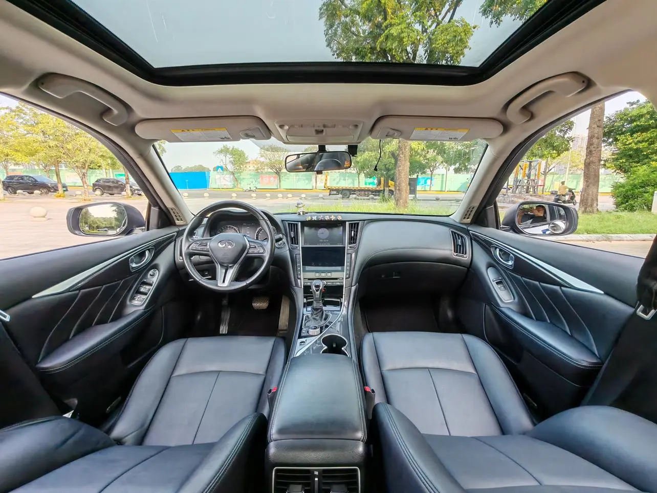 Infiniti Q50L 2018 2.0T Comfort China VI