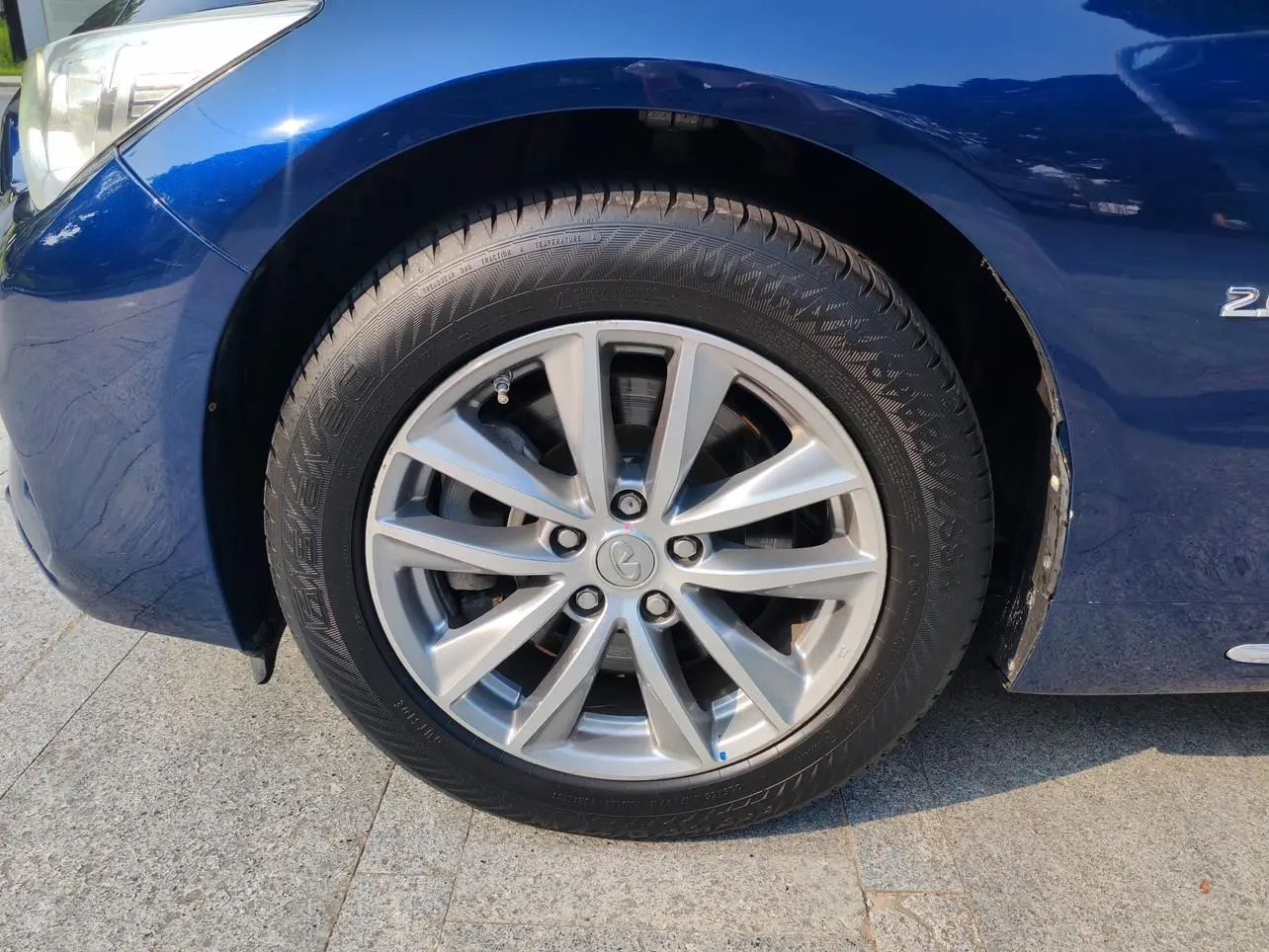 Infiniti Q50L 2018 2.0T Comfort China VI