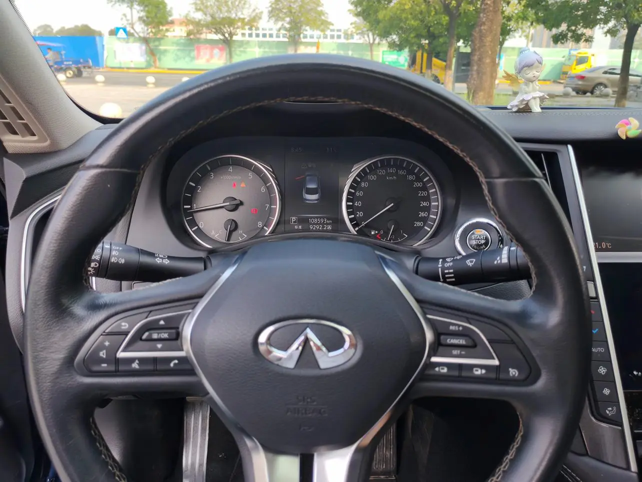 Infiniti Q50L 2018 2.0T Comfort China VI