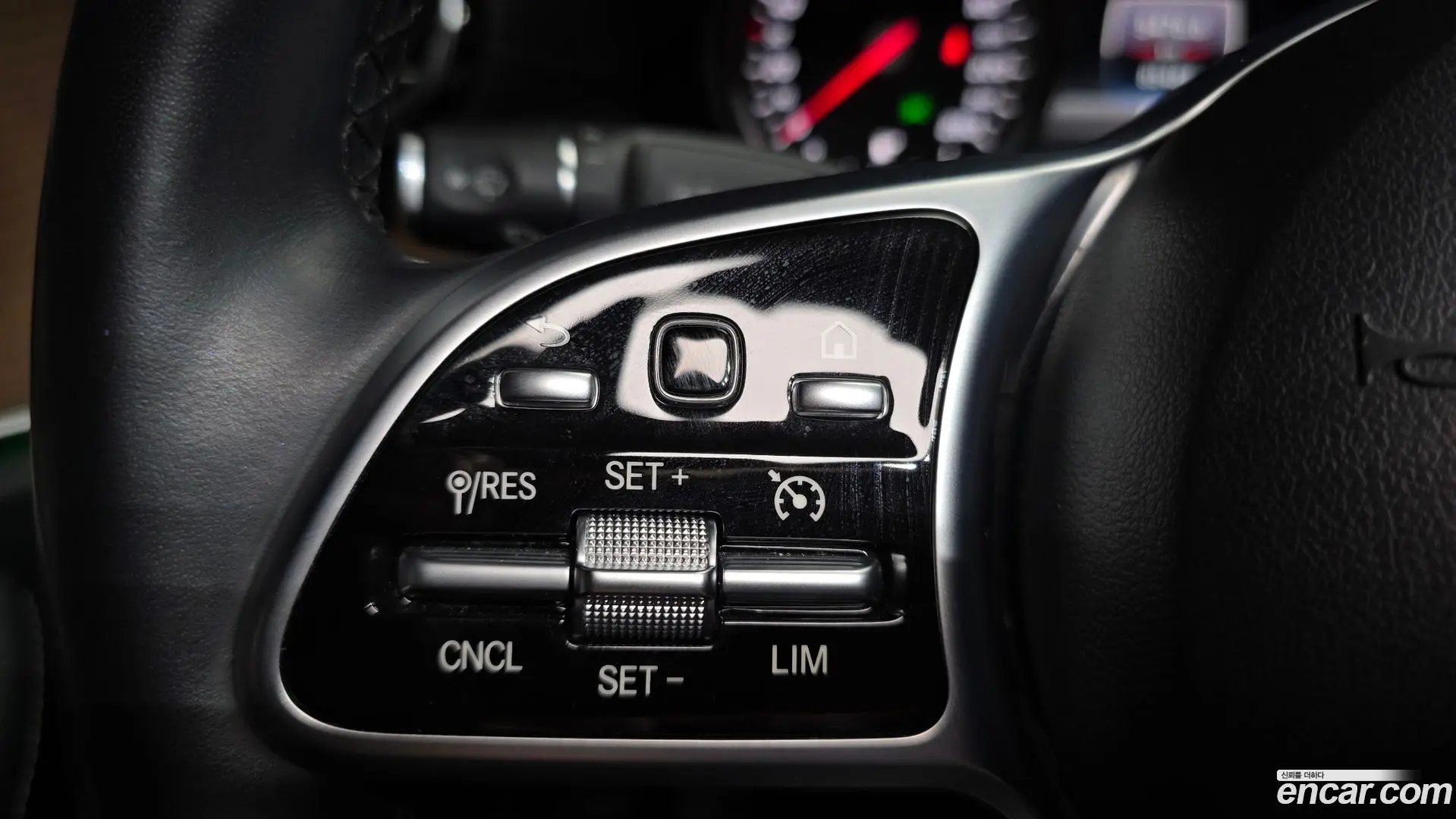 Mercedes-Benz E-Class E220d 4MATIC Exclusive