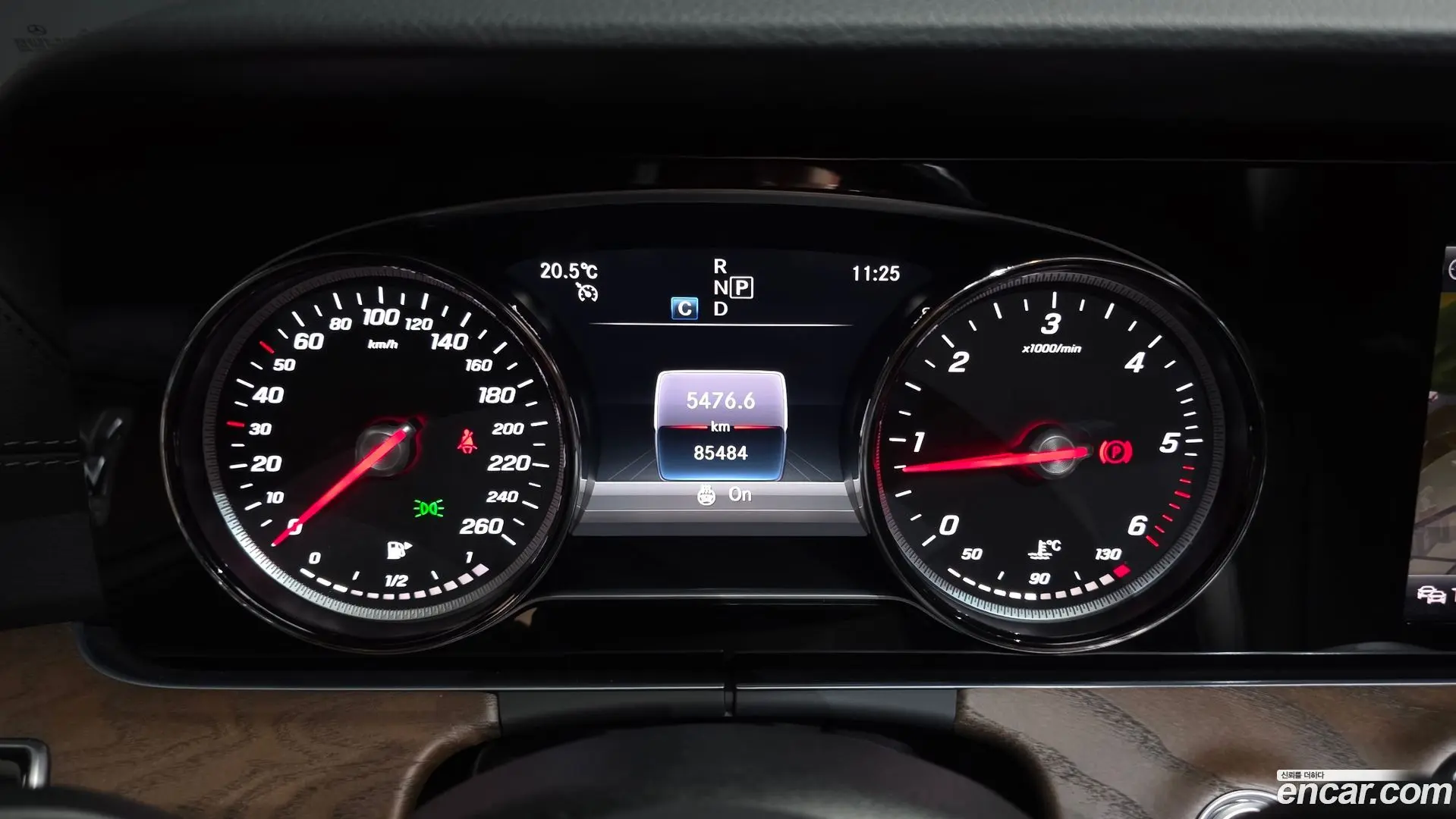 Mercedes-Benz E-Class E220d 4MATIC Exclusive
