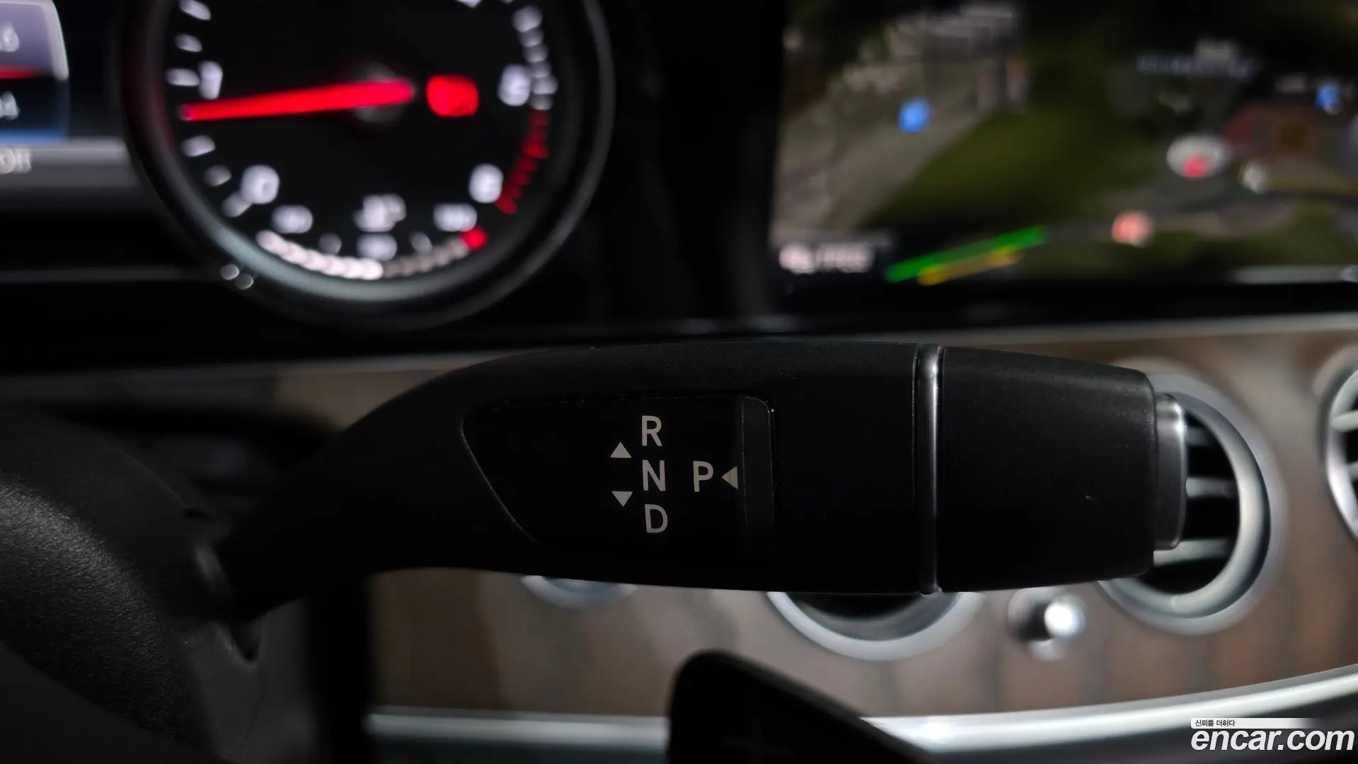 Mercedes-Benz E-Class E220d 4MATIC Exclusive