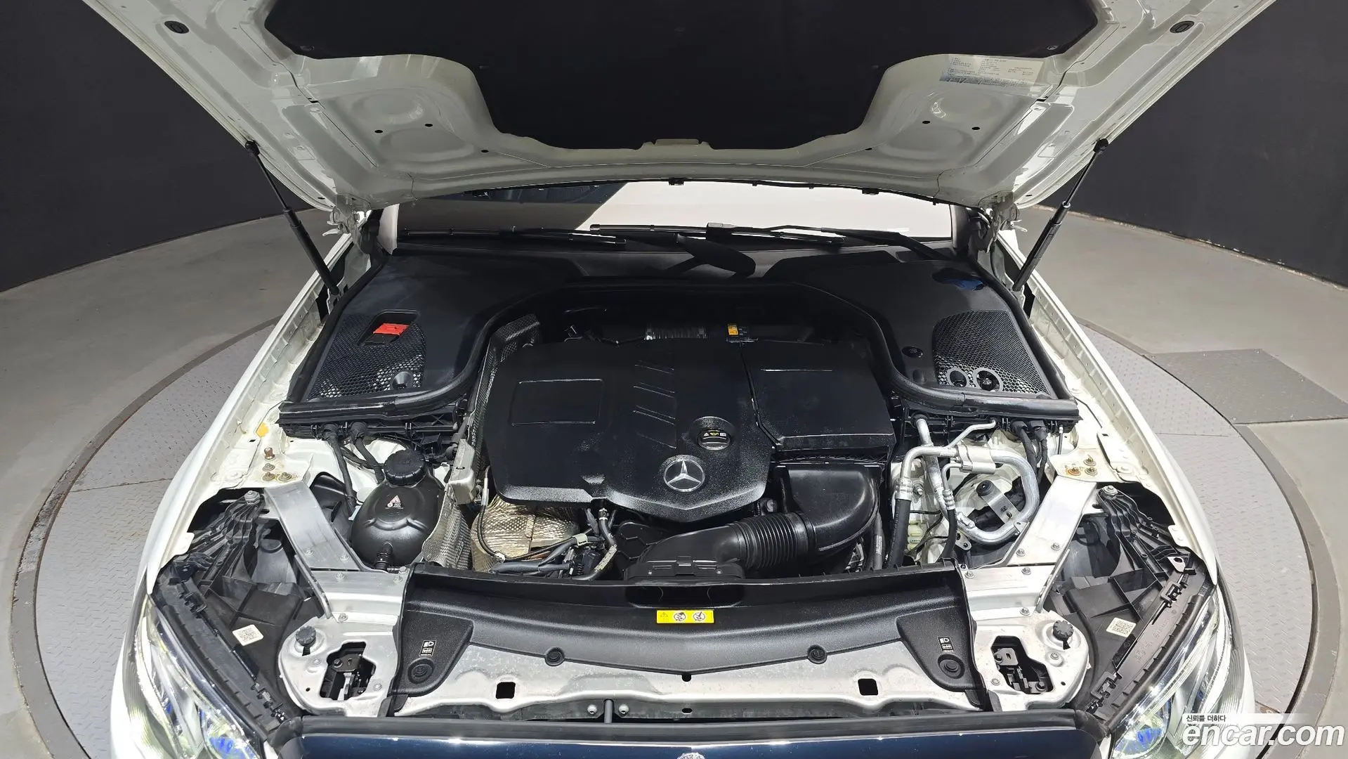 Mercedes-Benz E-Class E220d 4MATIC Exclusive