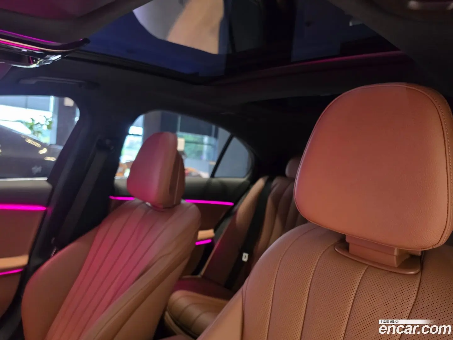Mercedes-Benz E-Class E300 4MATIC Exclusive 2023