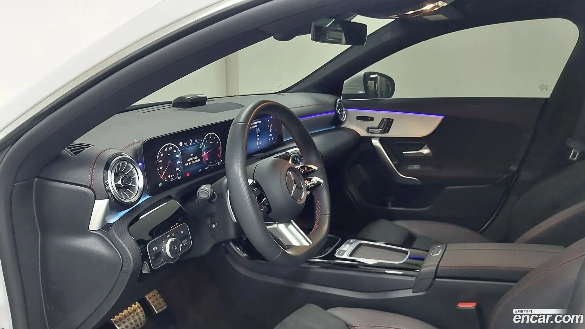 Mercedes-Benz CLA-Class CLA250 4MATIC 2023