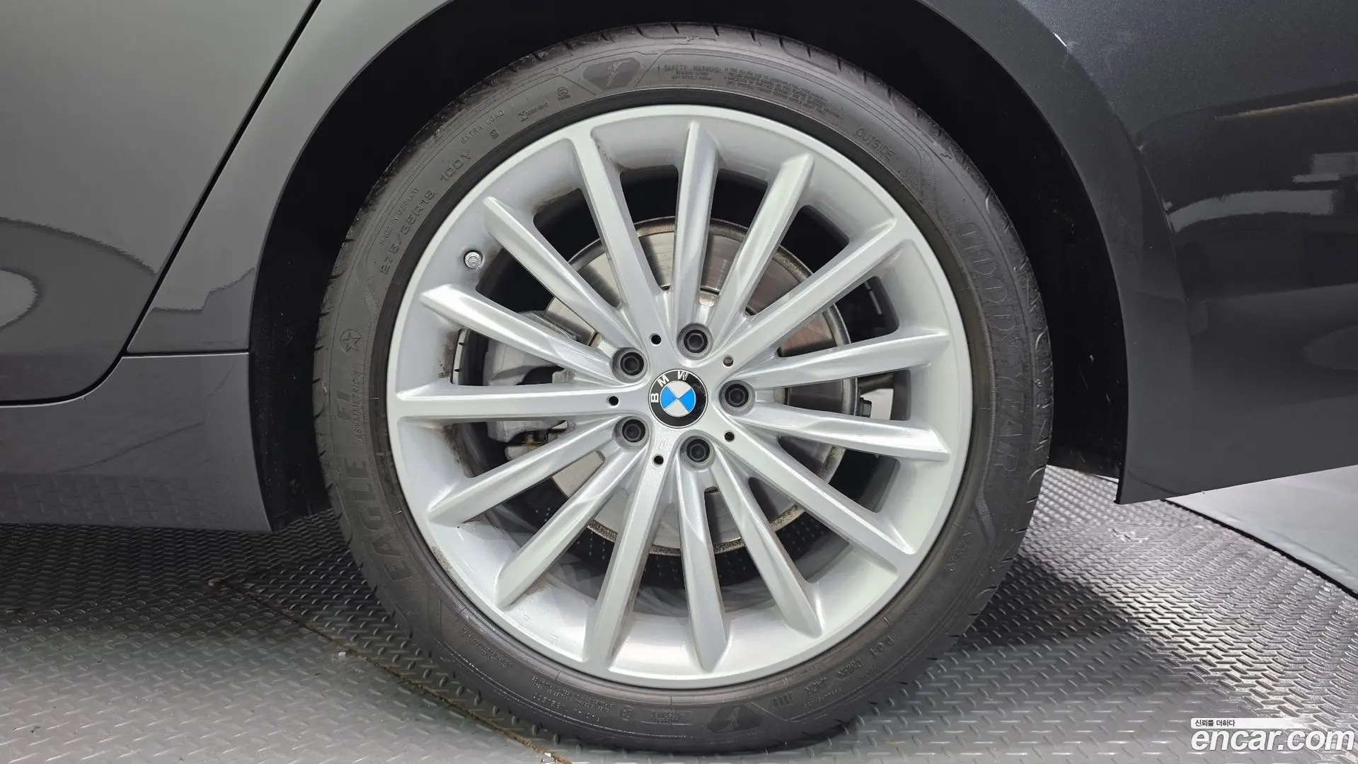 BMW 5-Series 530i xDrive Luxury 2020