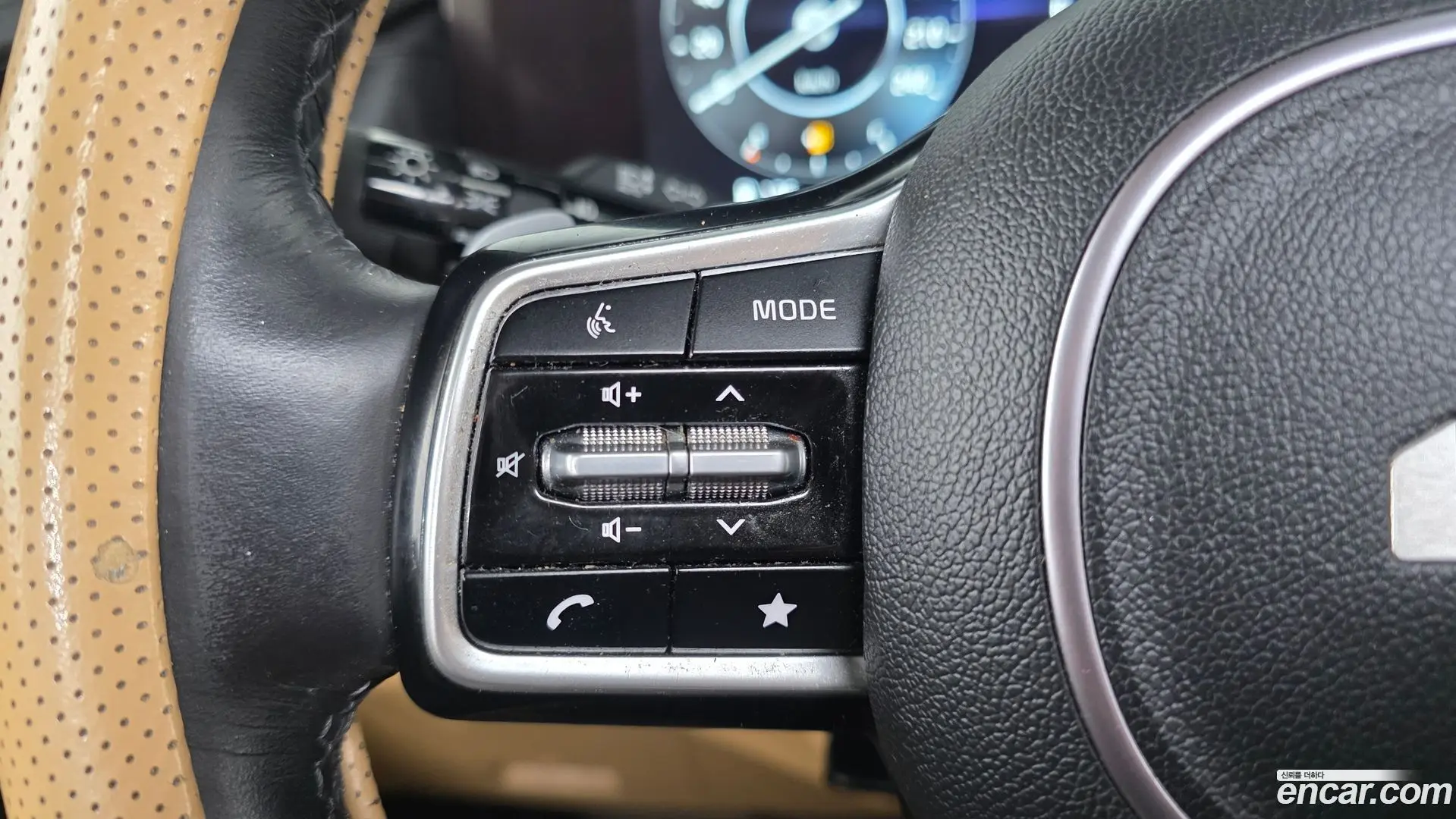 Kia Canival Diesel 9-Seater Signature