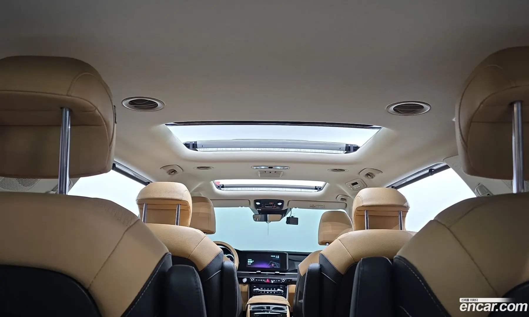 Kia Canival Diesel 9-Seater Signature