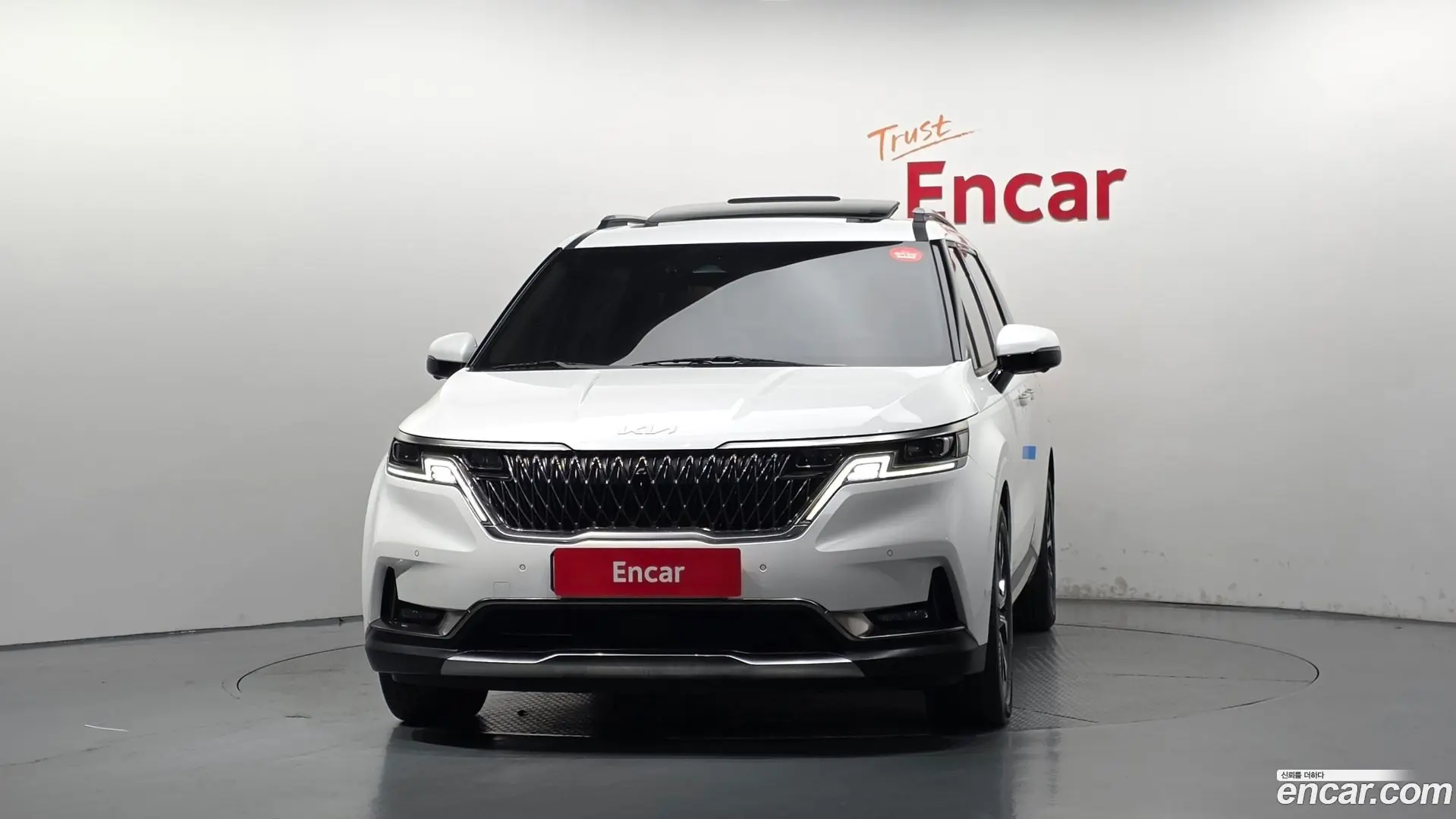 Kia Canival Diesel 9-Seater Signature